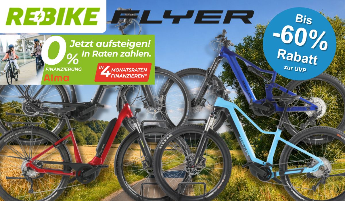 Vier verschiedene Flyer E-Bikes vor einem Fahrradweg.