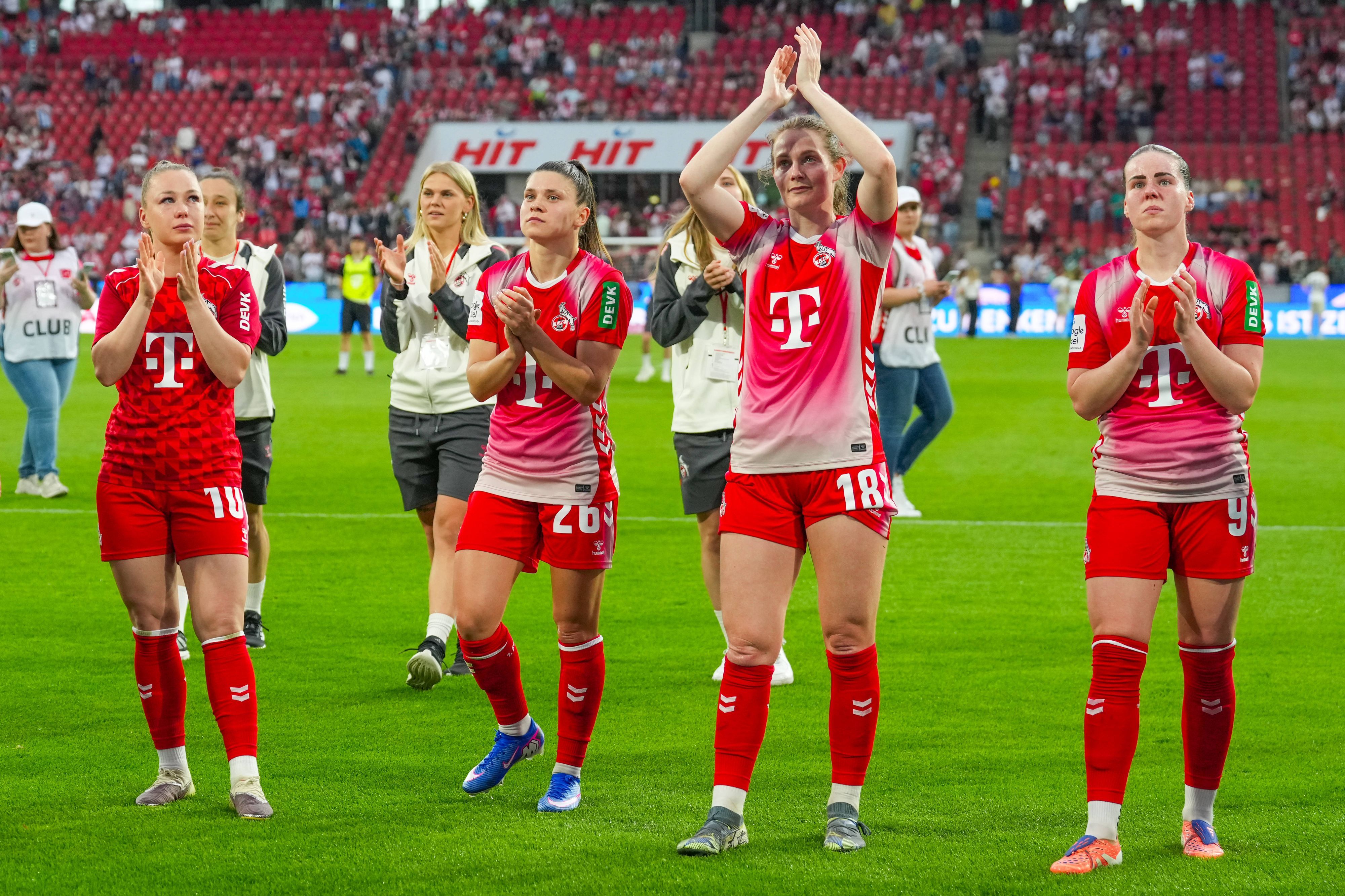 02.05.2026, xydrx, Frauen, Fußball, 1.Frauen-Bundesliga, 1.FC Köln - SV Werder Bremen, Saison 2025 2026, RheinEnergieSTADION: Weronika Zawistowska FC Köln, 10 Martyna Wiankowska FC Köln, 26 Taylor Ziemer FC Köln, 18 Adriana Achcinska FC Köln, 9 bejubeln den Sieg DFB regulations prohibit any use of photographs as image sequences and or quasi-video. *** 02 05 2026, xydrx, Women, Football, 1 Women Bundesliga, 1 FC Köln SV Werder Bremen, Season 2025 2026, RheinEnergieSTADION Weronika Zawistowska FC Köln, 10 Martyna Wiankowska FC Köln, 26 Taylor Ziemer FC Köln, 18 Adriana Achcinska FC Köln, 9 celebrate the victory DFB regulations prohibit any use of photographs as image sequences and or quasi video Copyright: HMBxMedia/YannisxDreimann