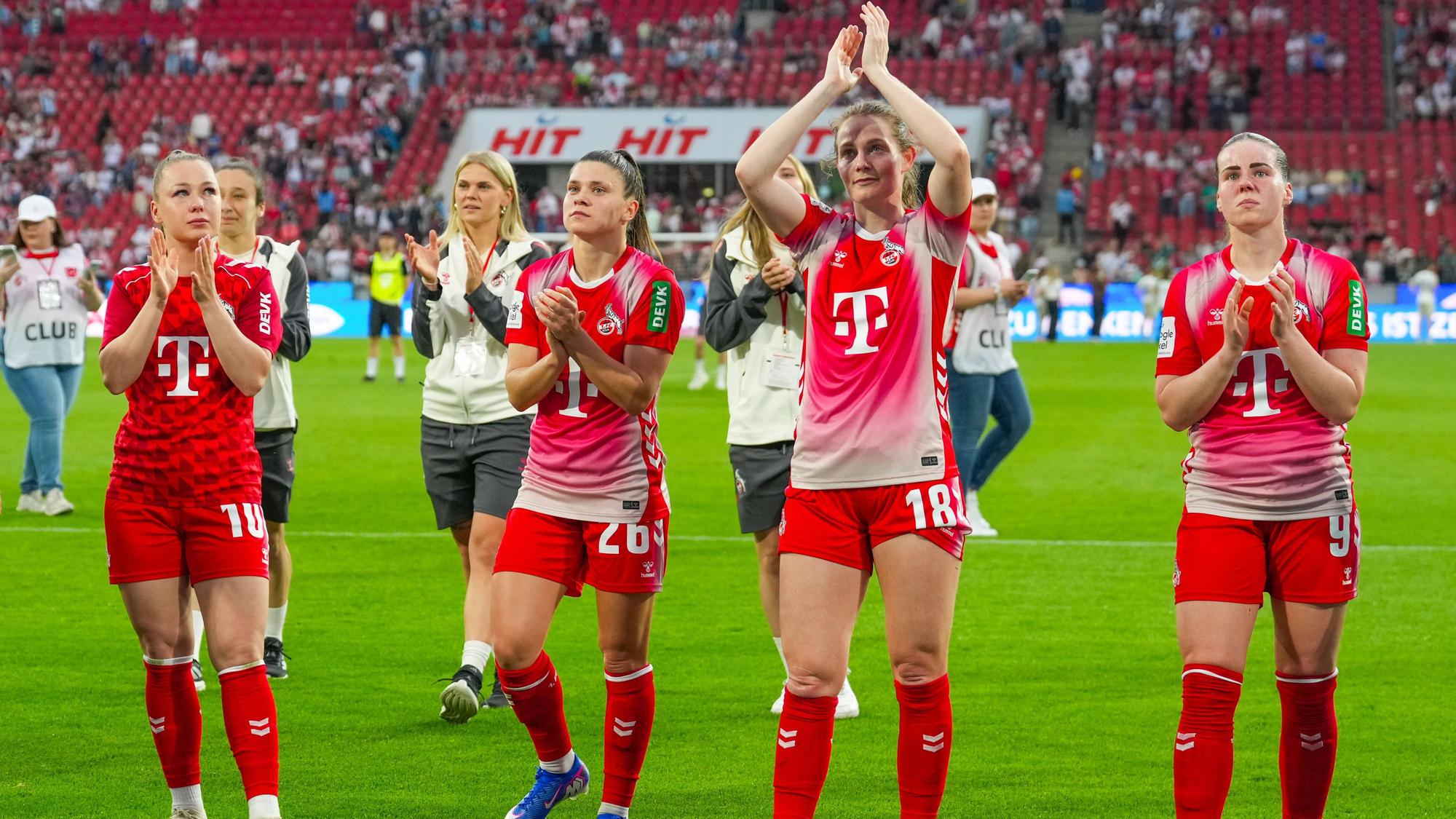 02.05.2026, xydrx, Frauen, Fußball, 1.Frauen-Bundesliga, 1.FC Köln - SV Werder Bremen, Saison 2025 2026, RheinEnergieSTADION: Weronika Zawistowska FC Köln, 10 Martyna Wiankowska FC Köln, 26 Taylor Ziemer FC Köln, 18 Adriana Achcinska FC Köln, 9 bejubeln den Sieg DFB regulations prohibit any use of photographs as image sequences and or quasi-video. *** 02 05 2026, xydrx, Women, Football, 1 Women Bundesliga, 1 FC Köln SV Werder Bremen, Season 2025 2026, RheinEnergieSTADION Weronika Zawistowska FC Köln, 10 Martyna Wiankowska FC Köln, 26 Taylor Ziemer FC Köln, 18 Adriana Achcinska FC Köln, 9 celebrate the victory DFB regulations prohibit any use of photographs as image sequences and or quasi video Copyright: HMBxMedia/YannisxDreimann