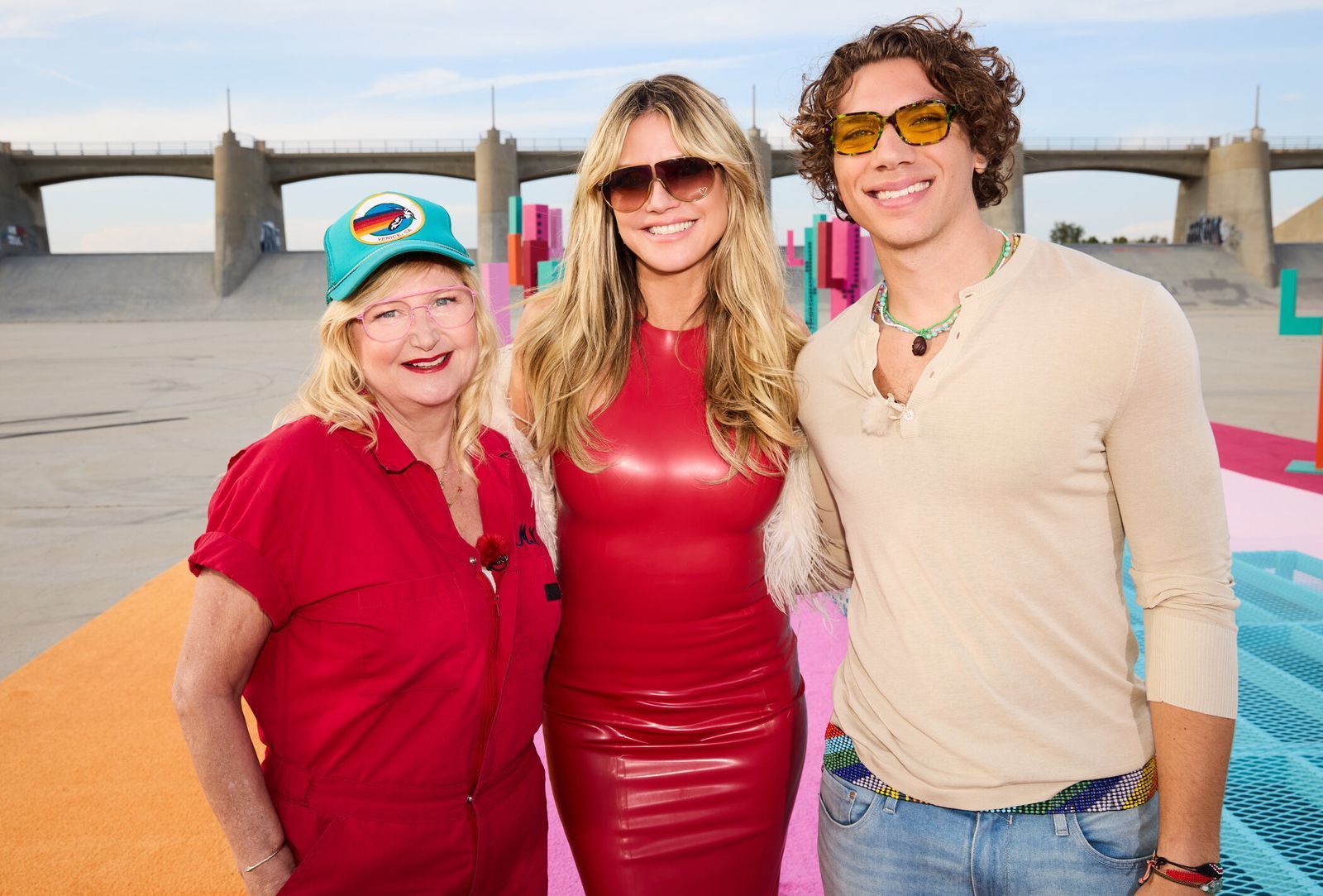 Heidi Klum hat Elias Becker und Kostümbildnerin Mona May eingeladen. (Bild: ProSieben/Max Montgomery)