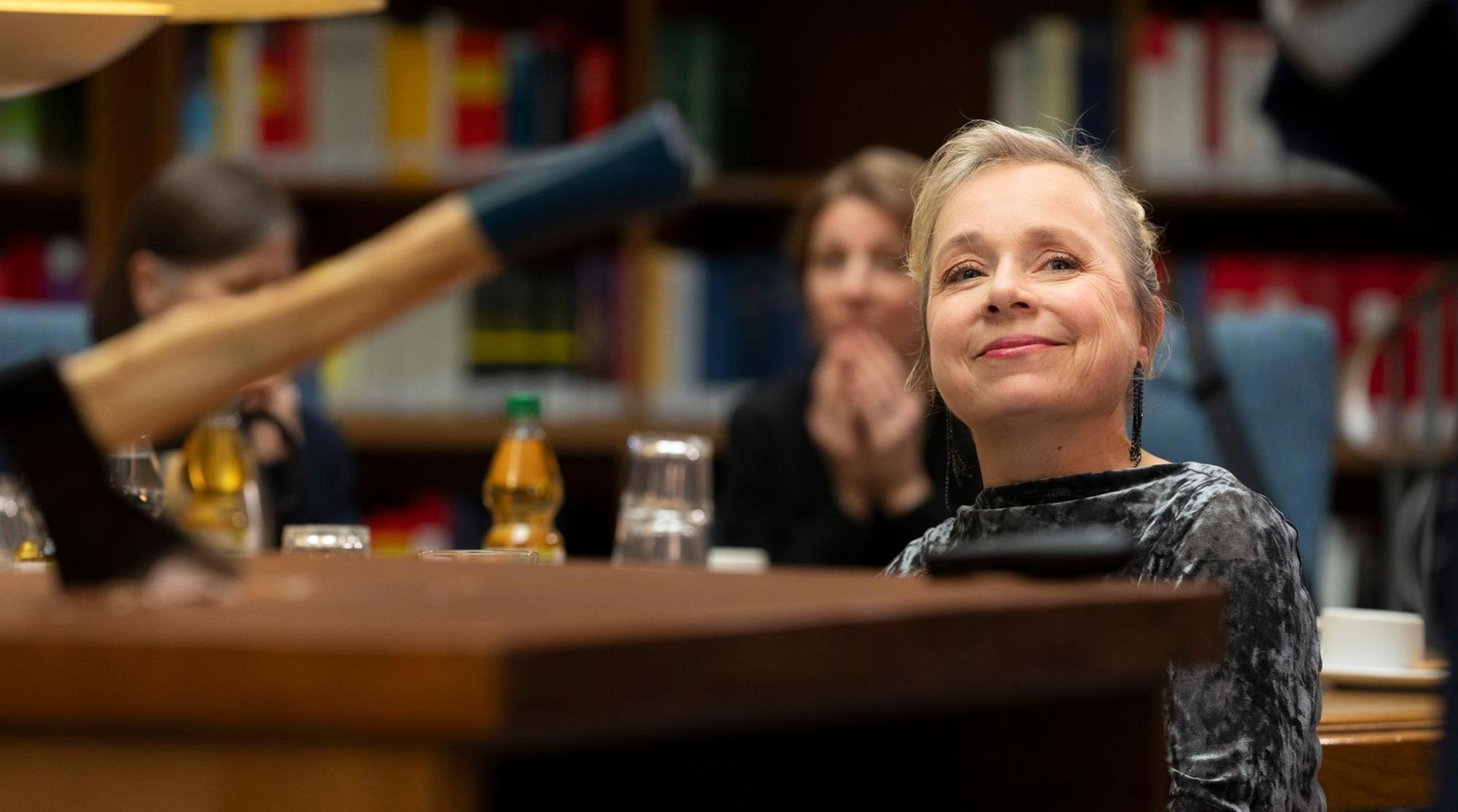 Am Muttertag ist ChrisTine Urspruch als Silke Haller in einer Wiederholung von „Tatort: Man stirbt nur zweimal“ zu sehen. (Bild: WDR/Thomas Kost)