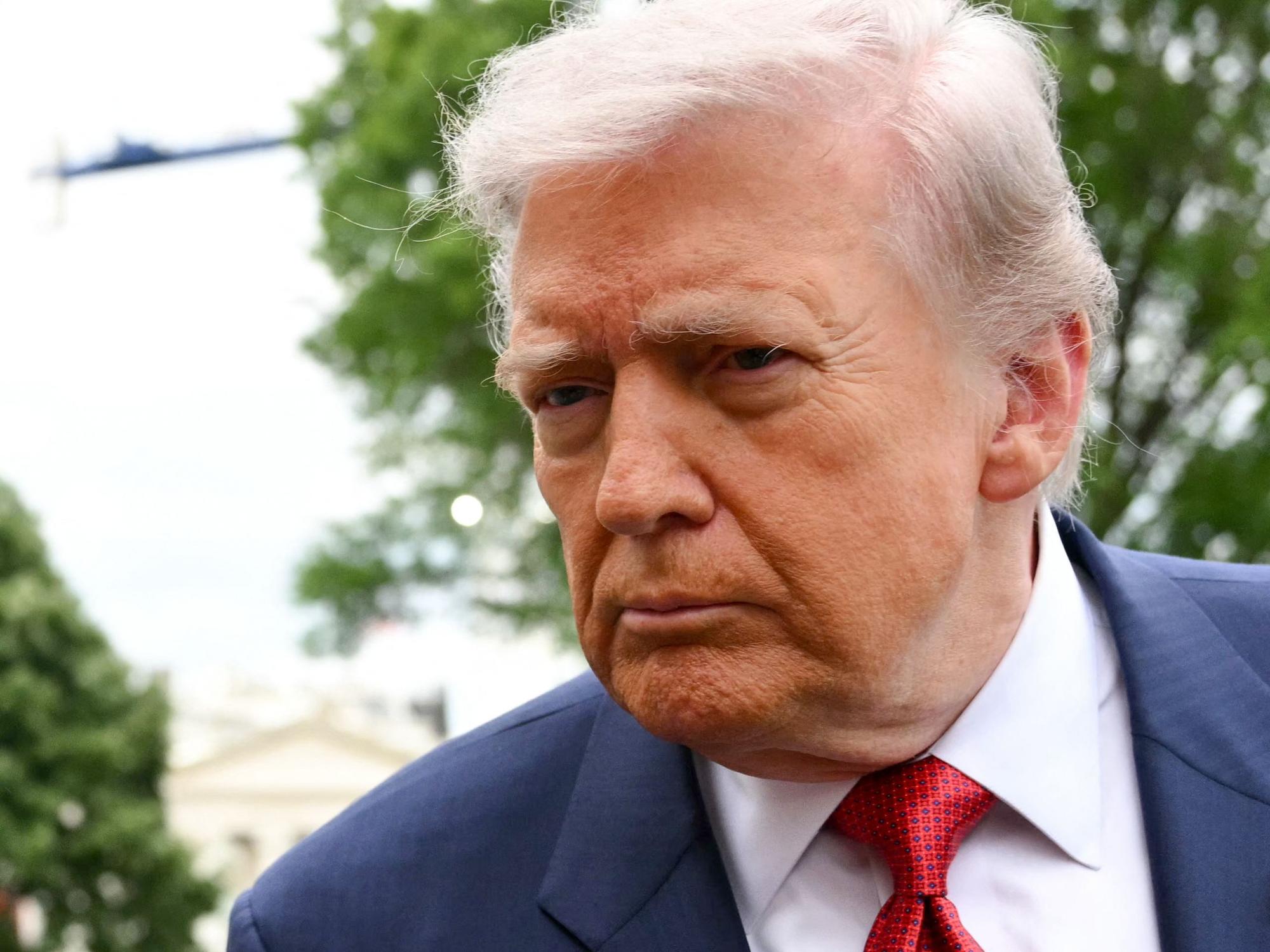US-Präsident Donald Trump teilte in Washington unerwartet mit, Putin und der Selenskyj hätten seiner Bitte um eine dreitägige Waffenruhe bis zum 11. Mai zugestimmt.