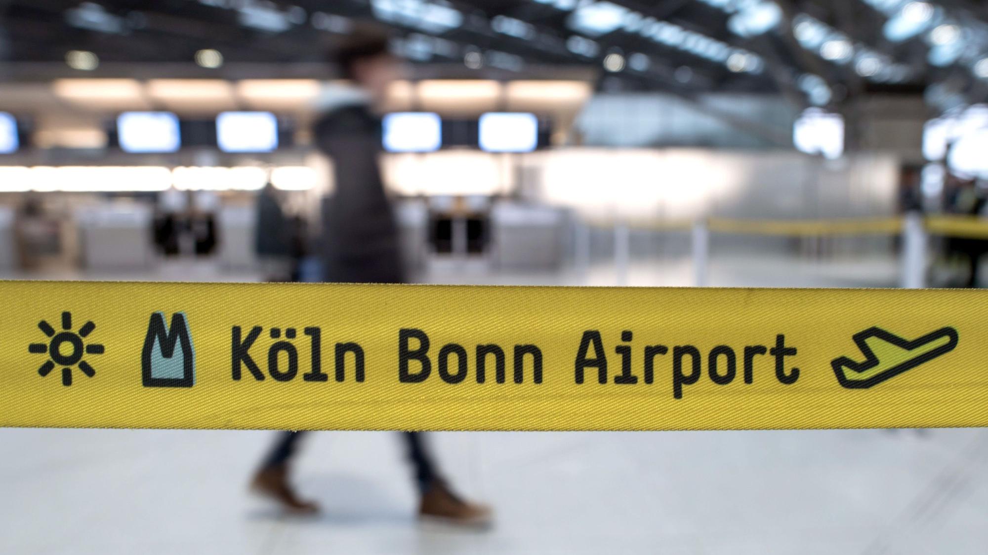 Der Kerosinmangel könnte sich auch am Flughafen Köln/Bonn bemerkbar machen.