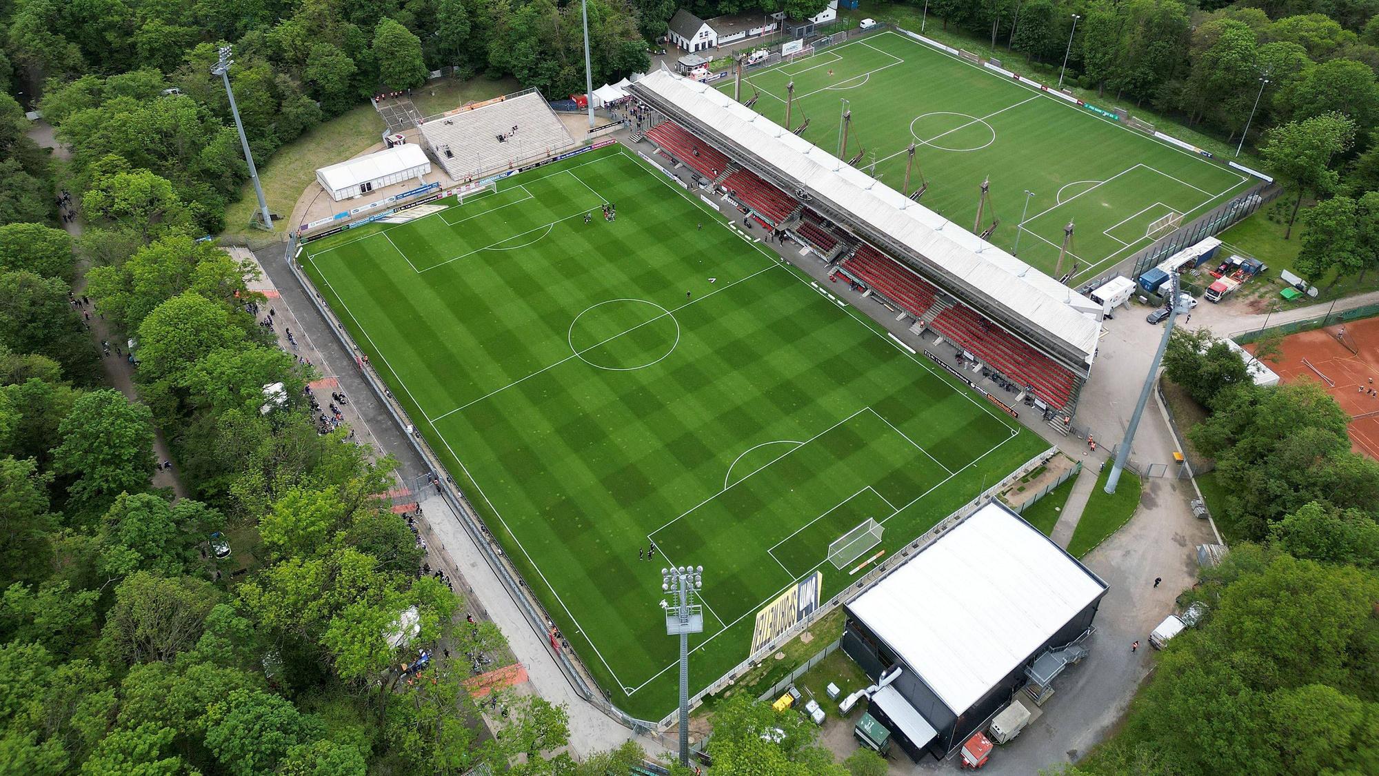 Viktoria Köln ist im Sportpark Höhenberg zuhause.