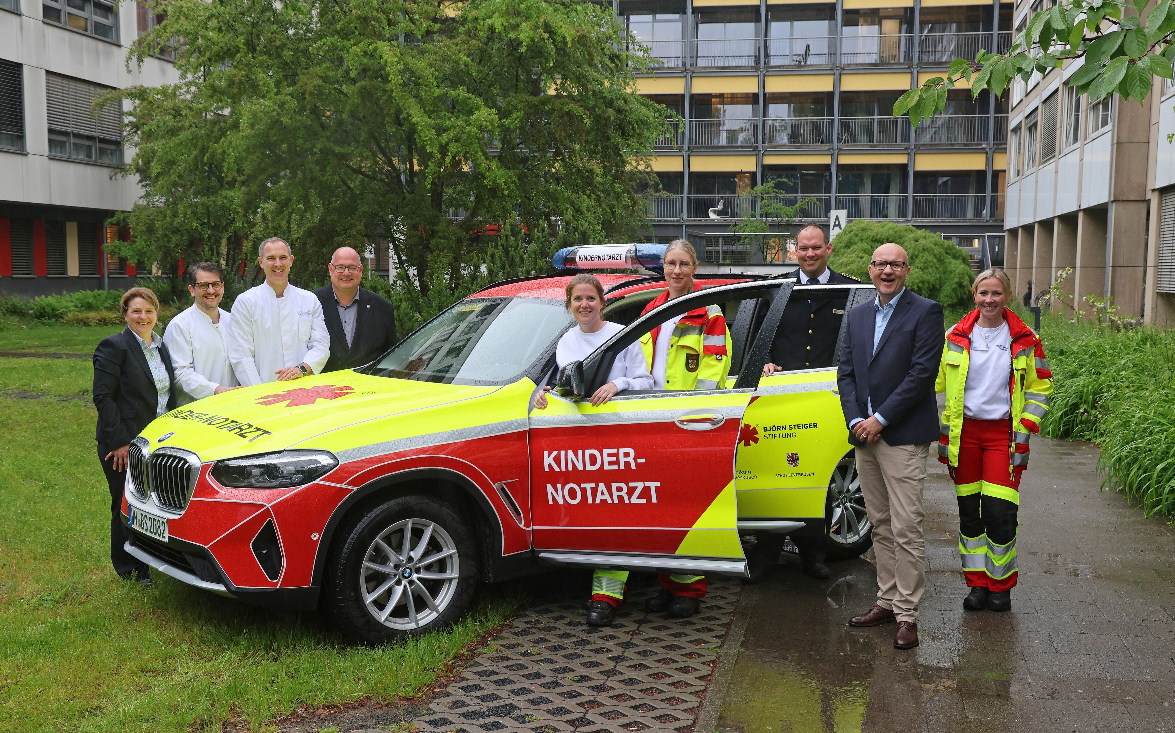 Das Klinikum Leverkusen stellt sein Kindernotfallteam vor.