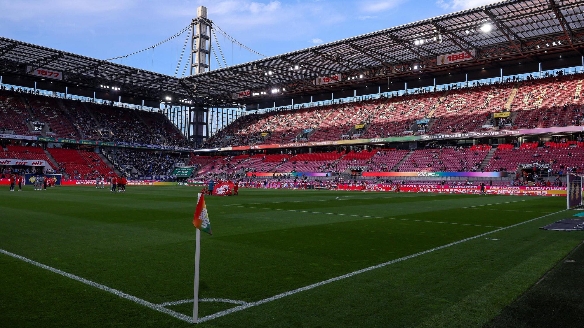 Das Rhein-Energie-Stadion ist bei fast jedem Spiel ausverkauft.