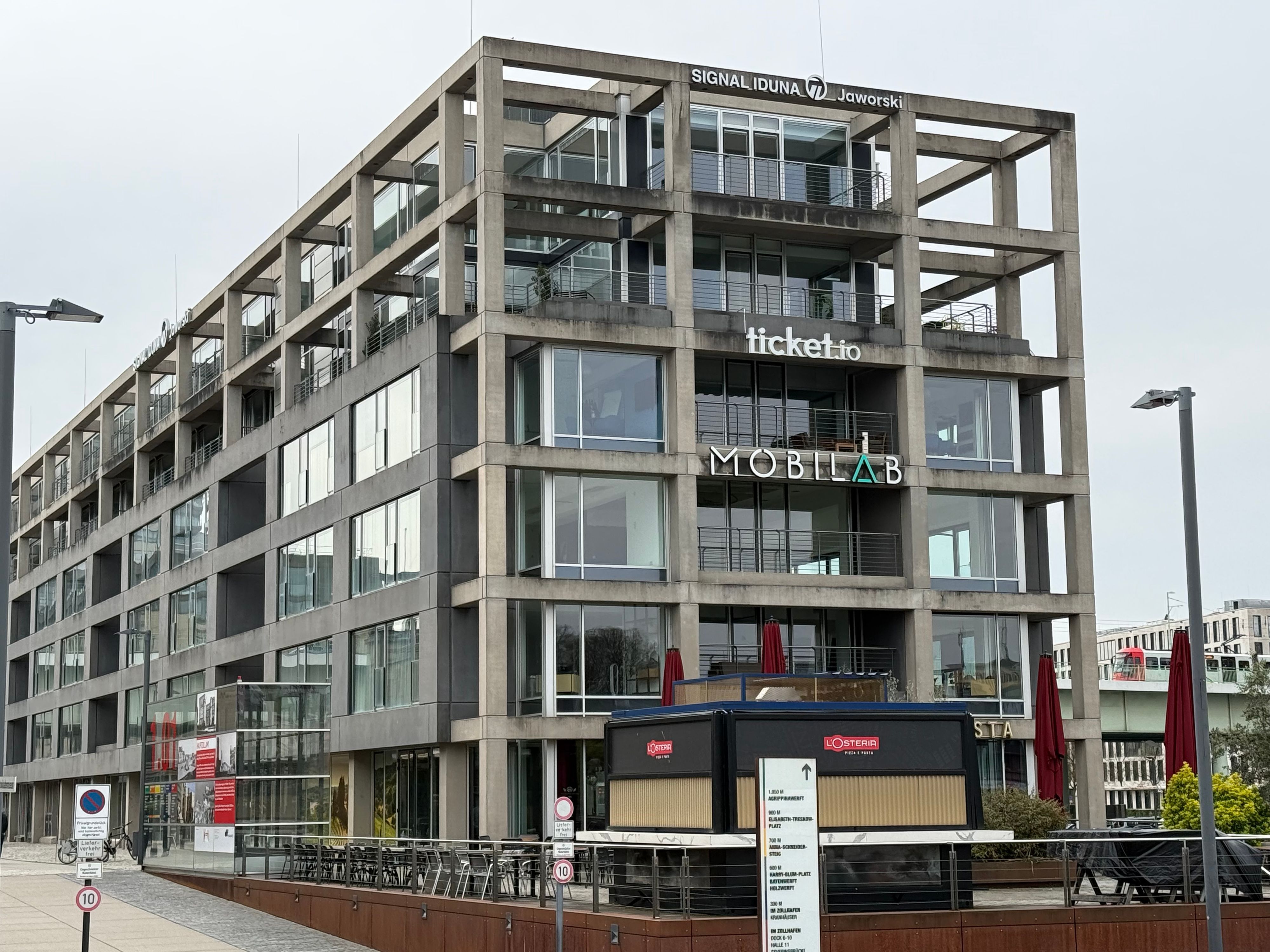 Der Sitz von Ticket io im Kölner Rheinauhafen