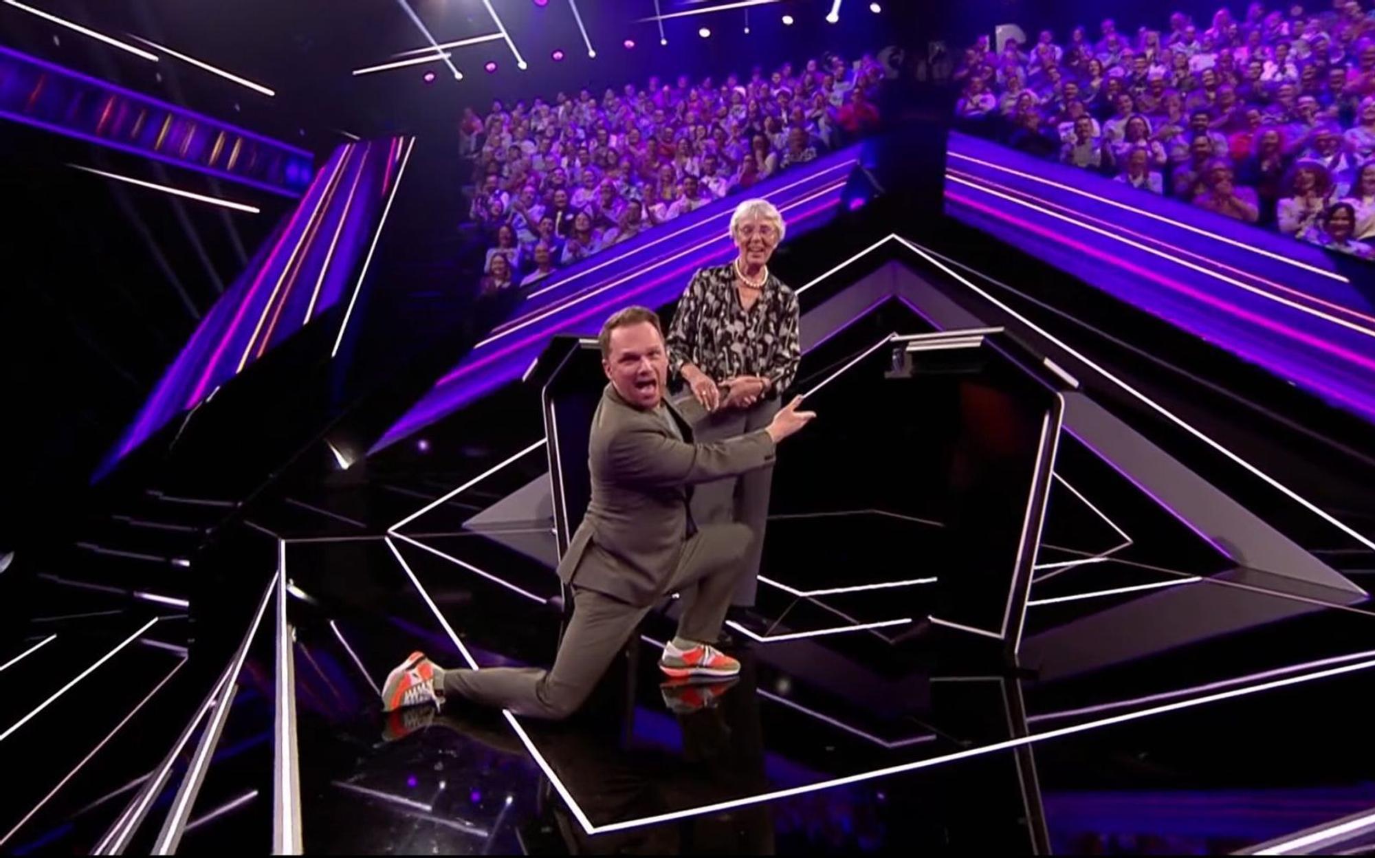 Mit einer Ballett-Einlage begeistern beide das Publikum. (Bild: RTL)