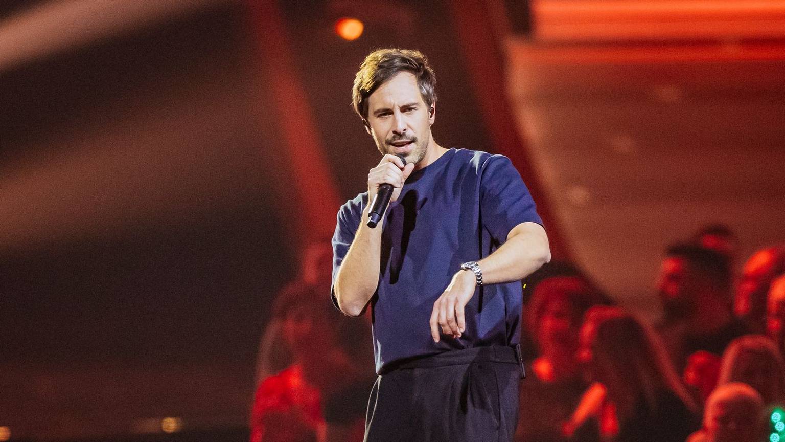 Ab September verabschiedet sich Max Giesinger erst einmal von der Bühne - und zwar auf unbestimmte Zeit. (Bild: Getty Images / Thomas Niedermueller)