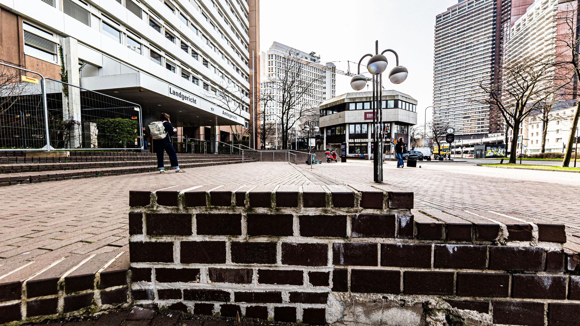 Elf Verhandlungstage sind am Landgericht Köln angesetzt.