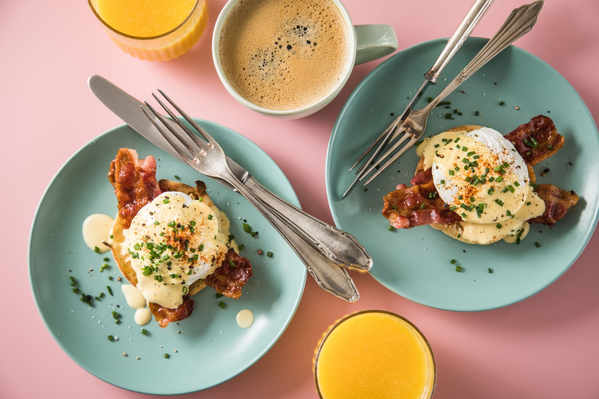 Eggs Benedict mit Bacon
