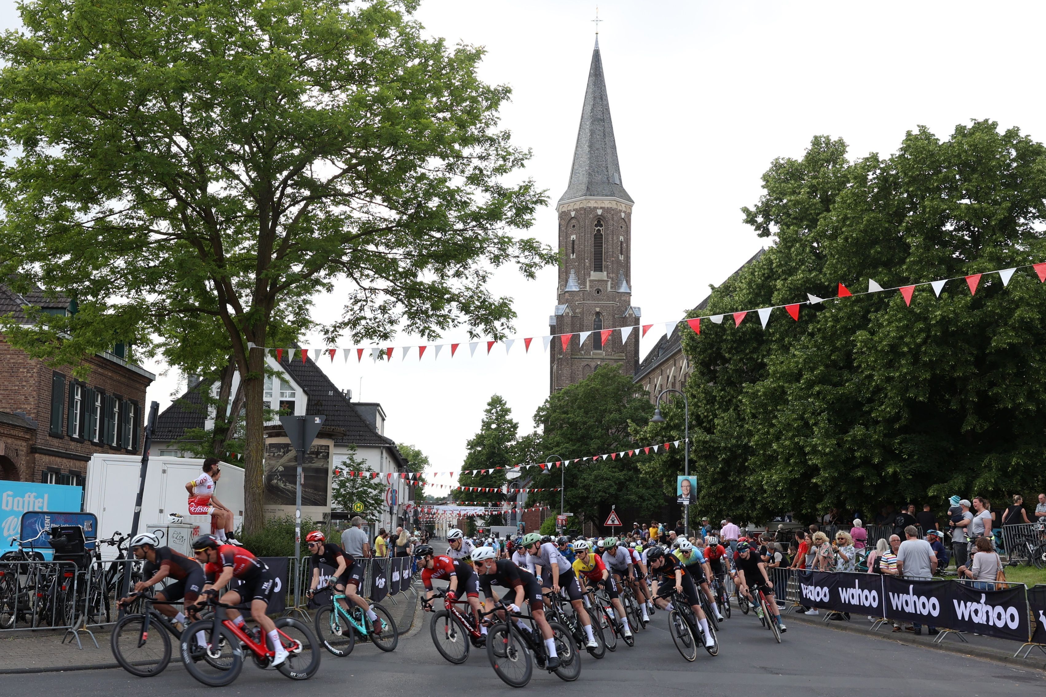 Radrennen „Cologne Classic“ in Köln-Longerich am Pfingstmontag (Archivbild)