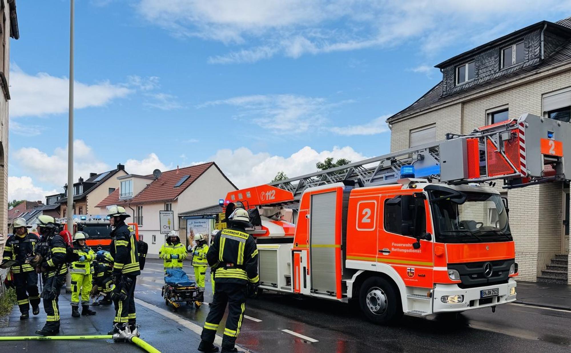 Ausgebranntes Zimmer nach einem Feuerwehreinsatz.