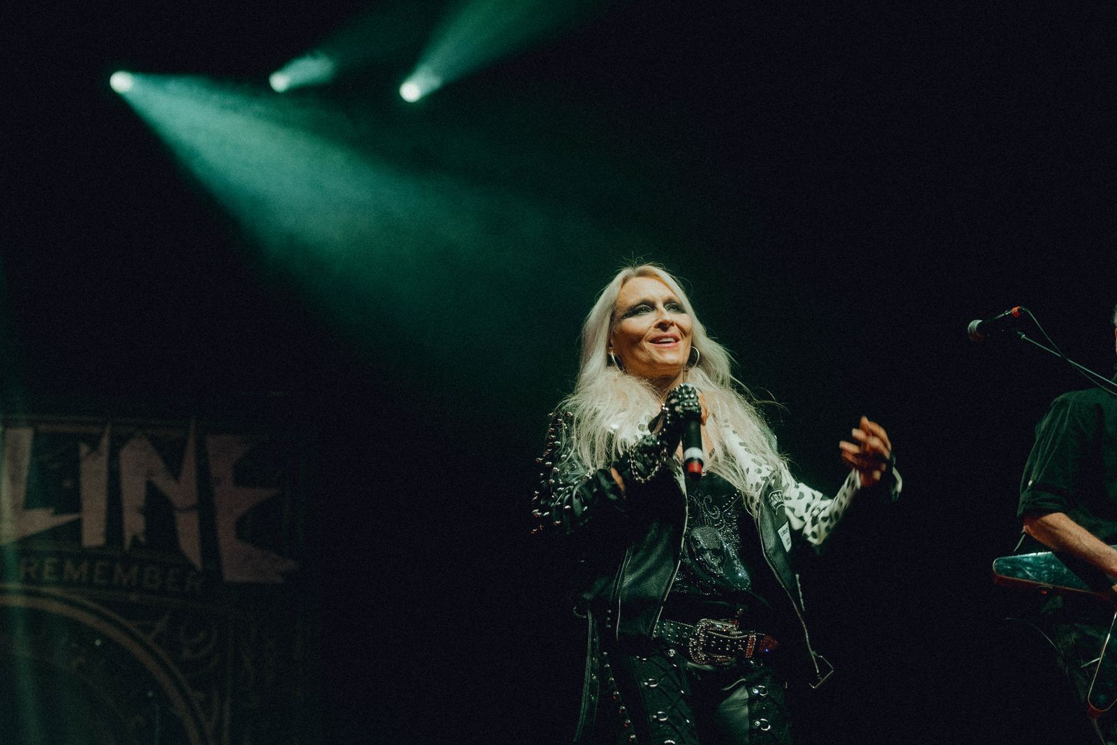 Für immer! - Das würde Metal-Queen Doro Pesch wohl antworten, wenn man sie fragen würde, wie lange sie noch gedenkt, in Wacken aufzutreten. (Bild: Flo Huber / Magenta TV)