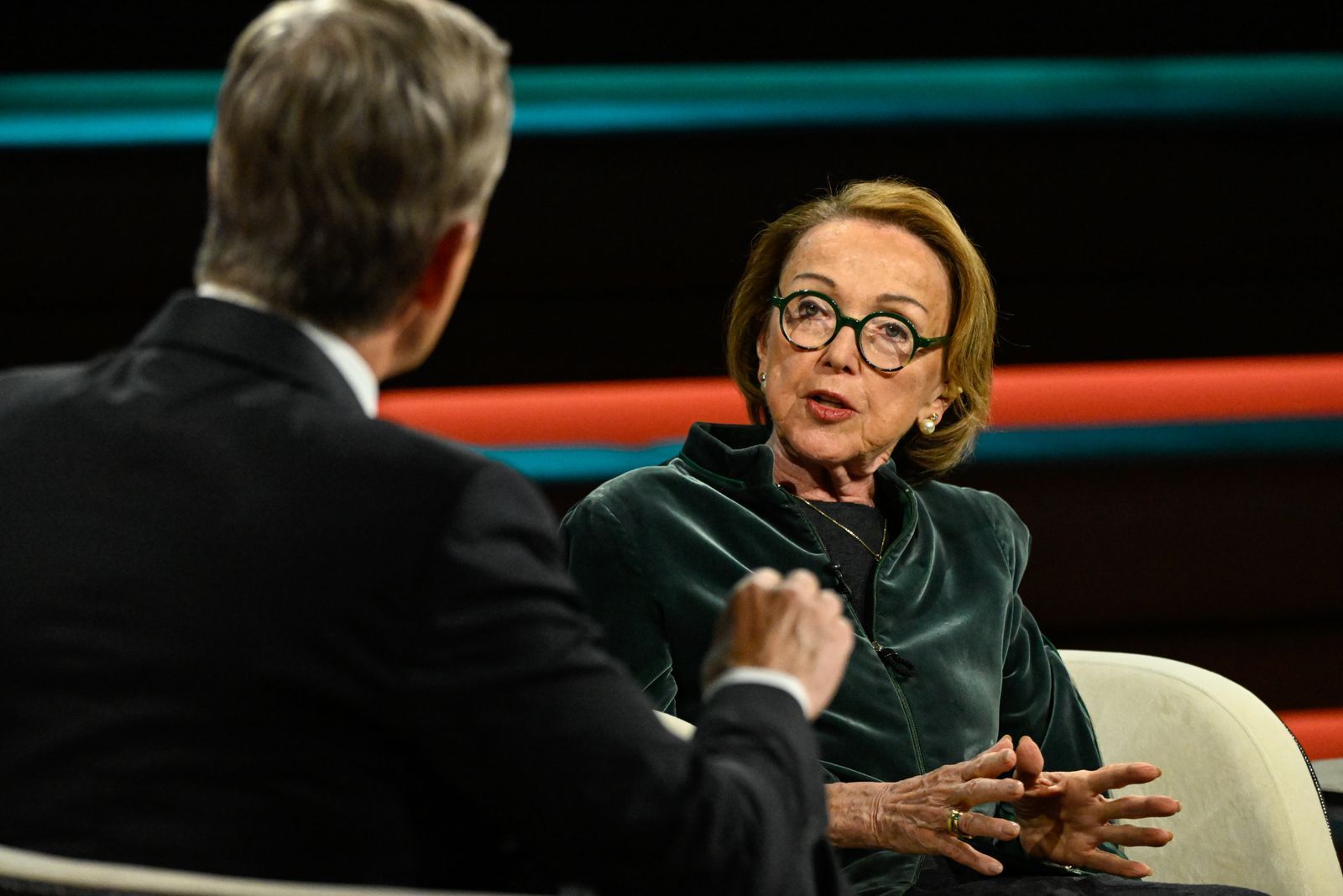 Die Holocaust-Überlebende Eva Umlauf sagte bei „Markus Lanz“, dass sie das Gefühl habe, der Antisemitismus sei wieder „salonfähig“ geworden. (Bild: ZDF / Markus Hertrich)