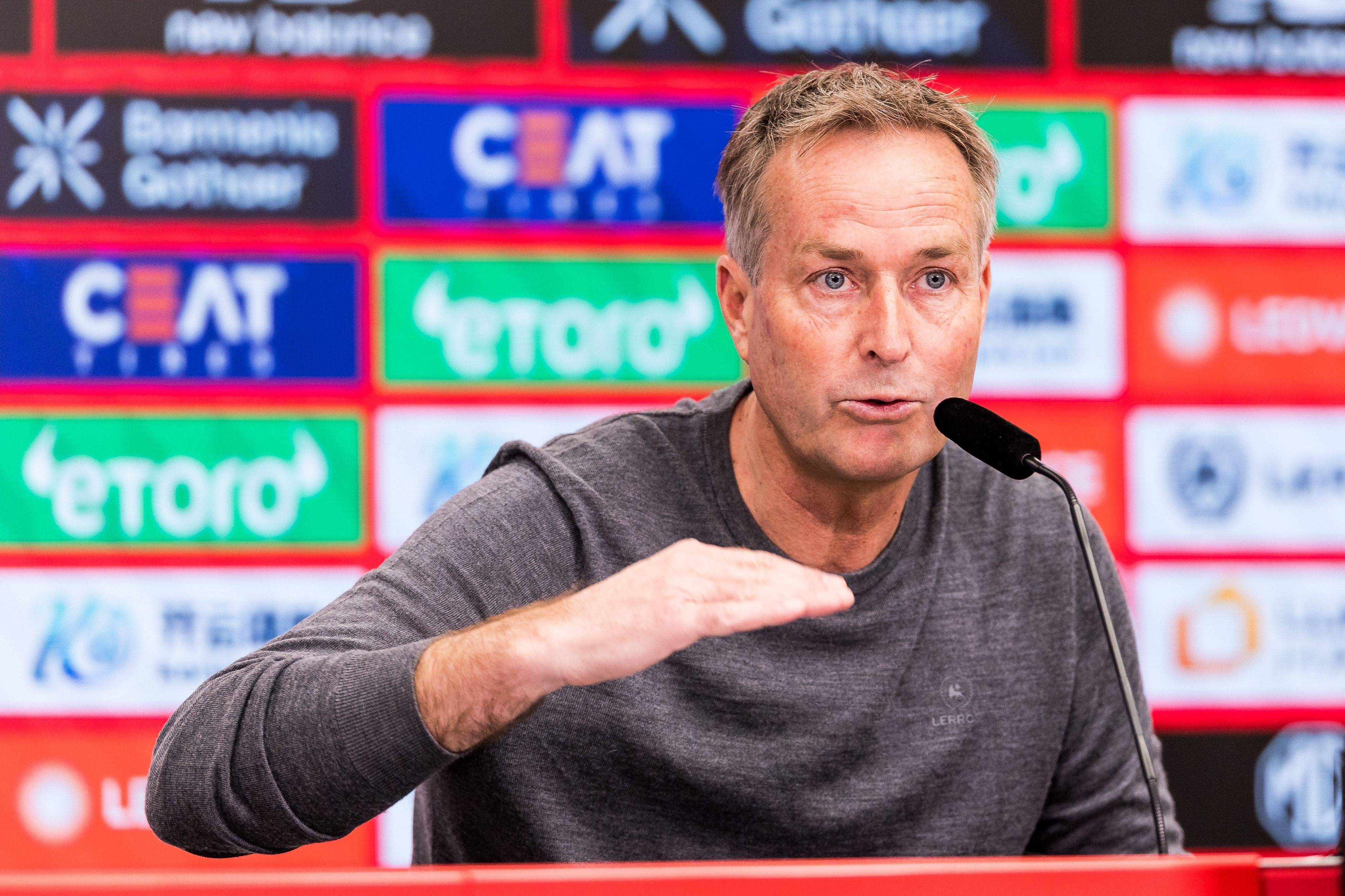 LEVERKUSEN, GERMANY - MAY 15: Kasper Hjulmand Head coach Bayer 04 Leverkusen during the pre game press conference, PK, Pressekonferenz before the Bundesliga match between Bayer 04 Leverkusen and Hamburger SV at BayArena on May 15, 2026 in Leverkusen, Germany. DFL REGULATIONS PROHIBIT ANY USE OF PHOTOGRAPHS AS IMAGE SEQUENCES AND/OR QUASI-VIDEO. North Rhine Westphalia Germany Copyright: xSteffiexWunderlx