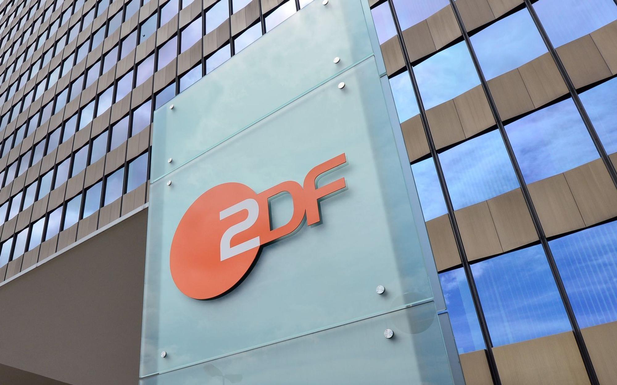 Das ZDF hat auf Programmbeschwerden bezüglich eines „logo!“-Beitrags reagiert. (Bild: 2014 Getty Images/Thomas Lohnes)