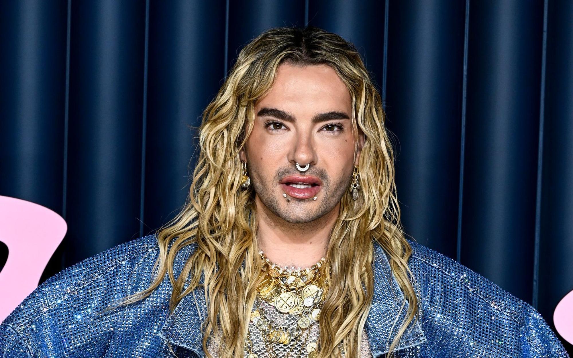 Bill Kaulitz zeigt sich in der Netflix-Serie „Kaulitz & Kaulitz“ von seiner privaten Seite. (Bild: Getty Images / Gareth Cattermole)