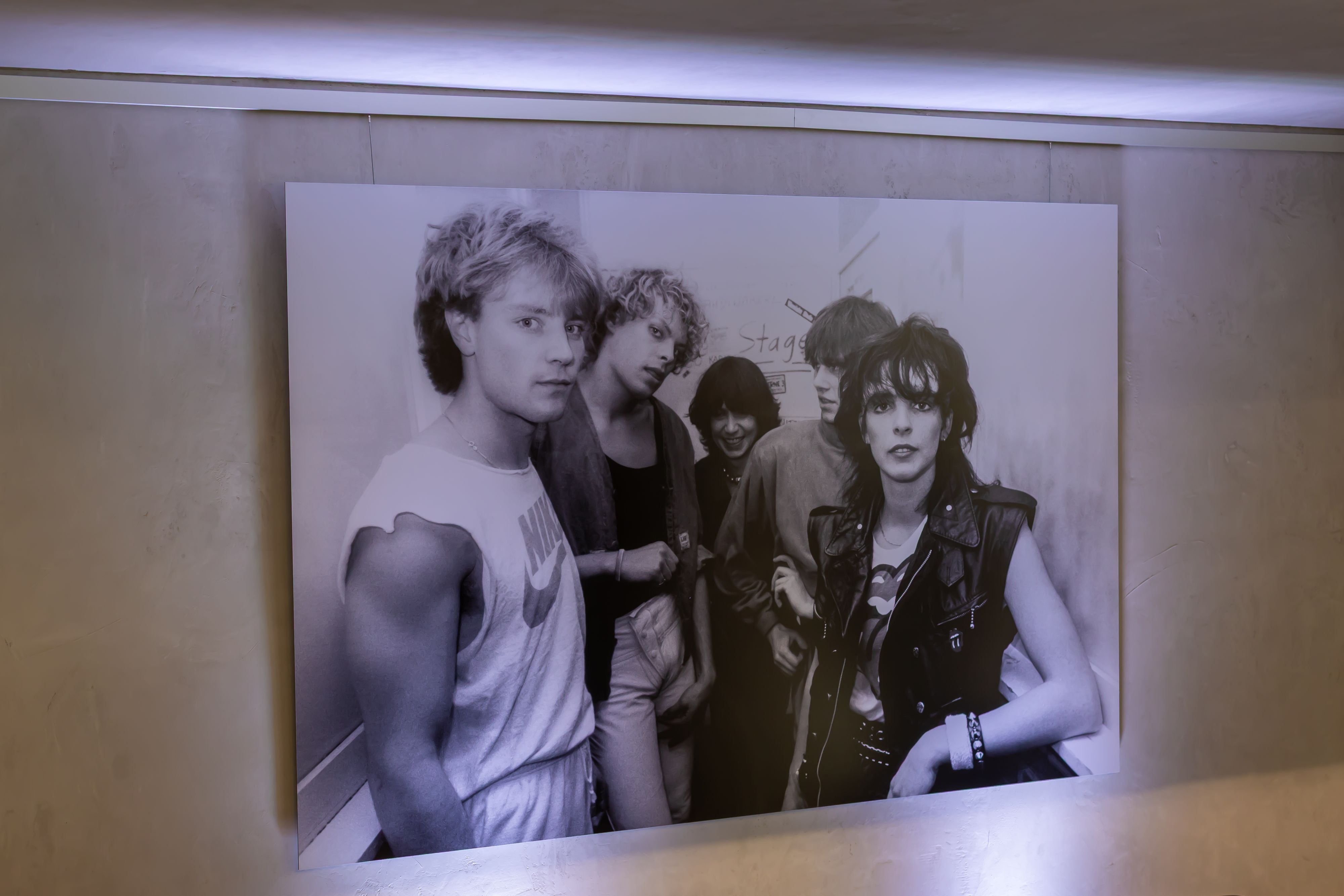Ausstellung „Backstage“, Galerie Aachener Eins Eins 4, Aachener Straße 114, 50674 Köln