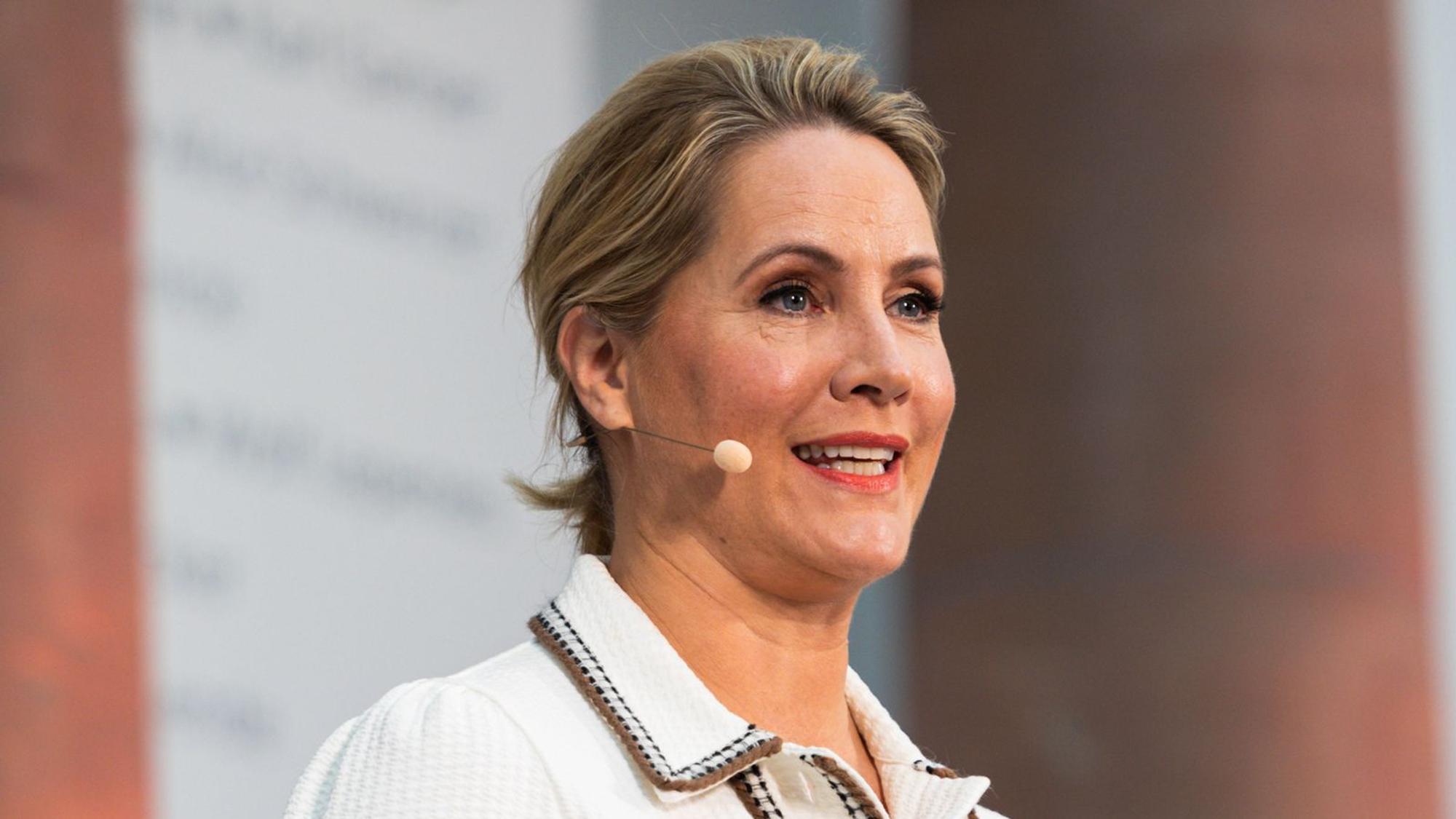 Judith Rakers hat im Podcast „Baborie & Rakers - Was war los gewesen?“ mit Ariana Baborie über den ESC gesprochen - und Kritik an den deutschen Fans geübt. (Bild: 2025 Getty Images/Mathis Wienand)