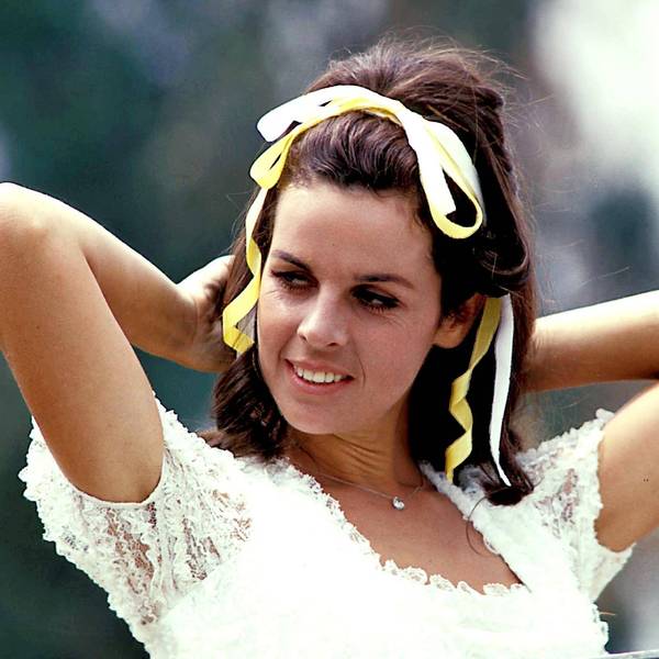 Claudine Longet posiert.