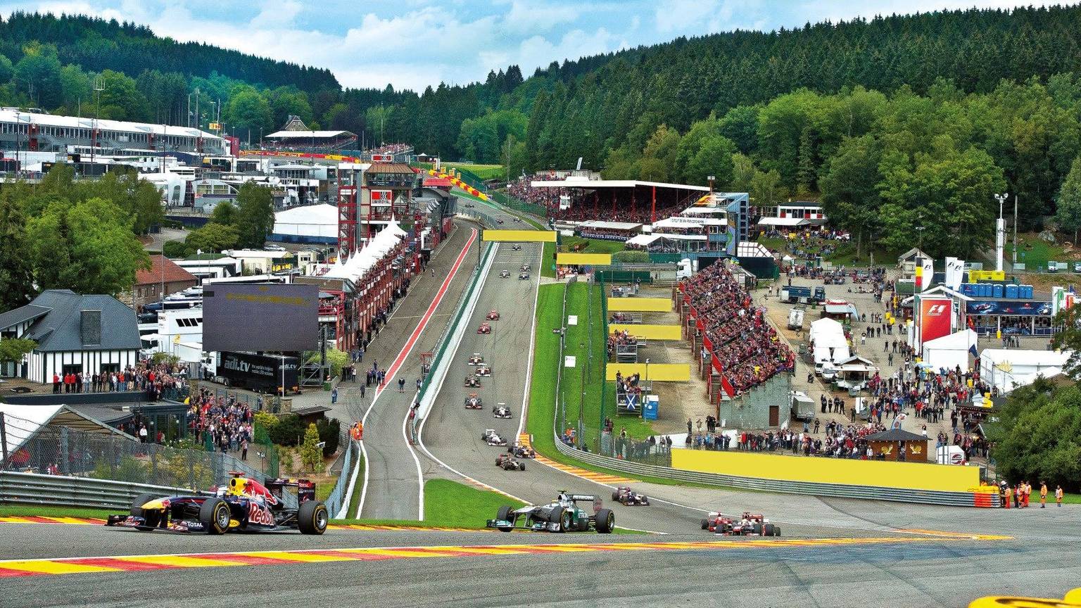 Vollgas in den Ardennen: Formel 1 live in Spa-Francorchamps.