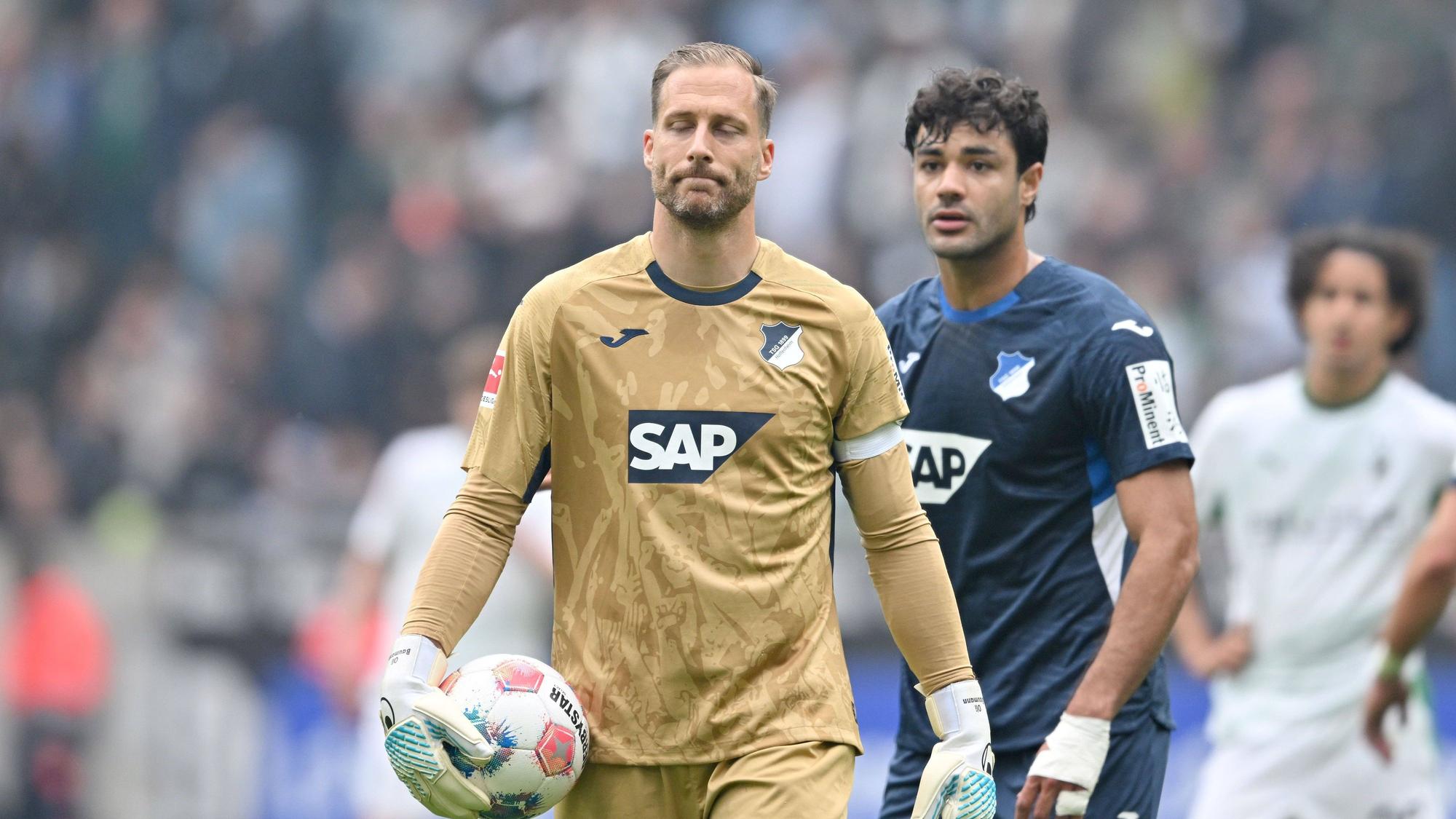 TSG-Torwart Oliver Baumann war nach der Pleite gegen BMG gefrustet.