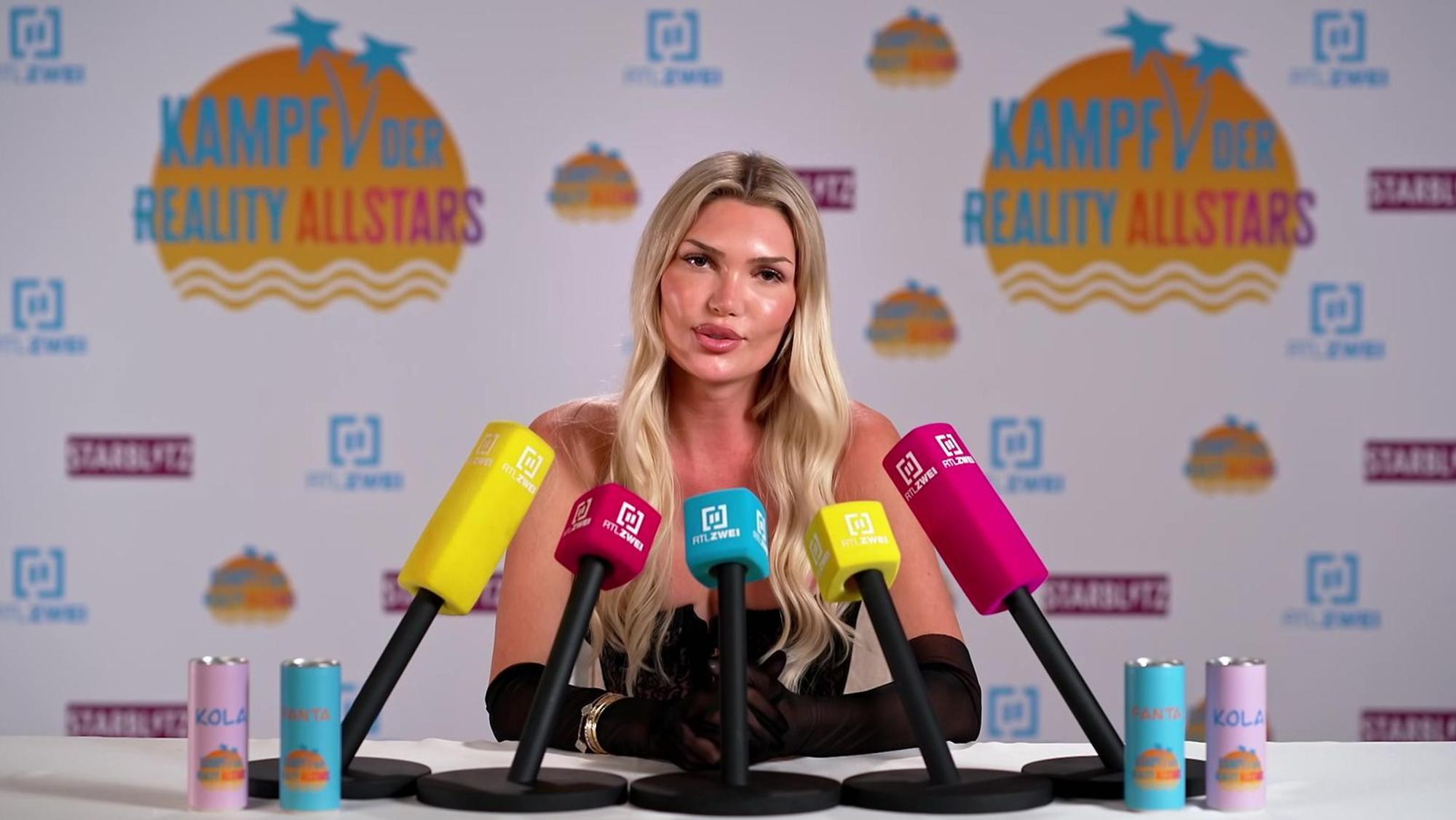 Giuliana dropt brisante Infos. (Bild: RTLZWEI)