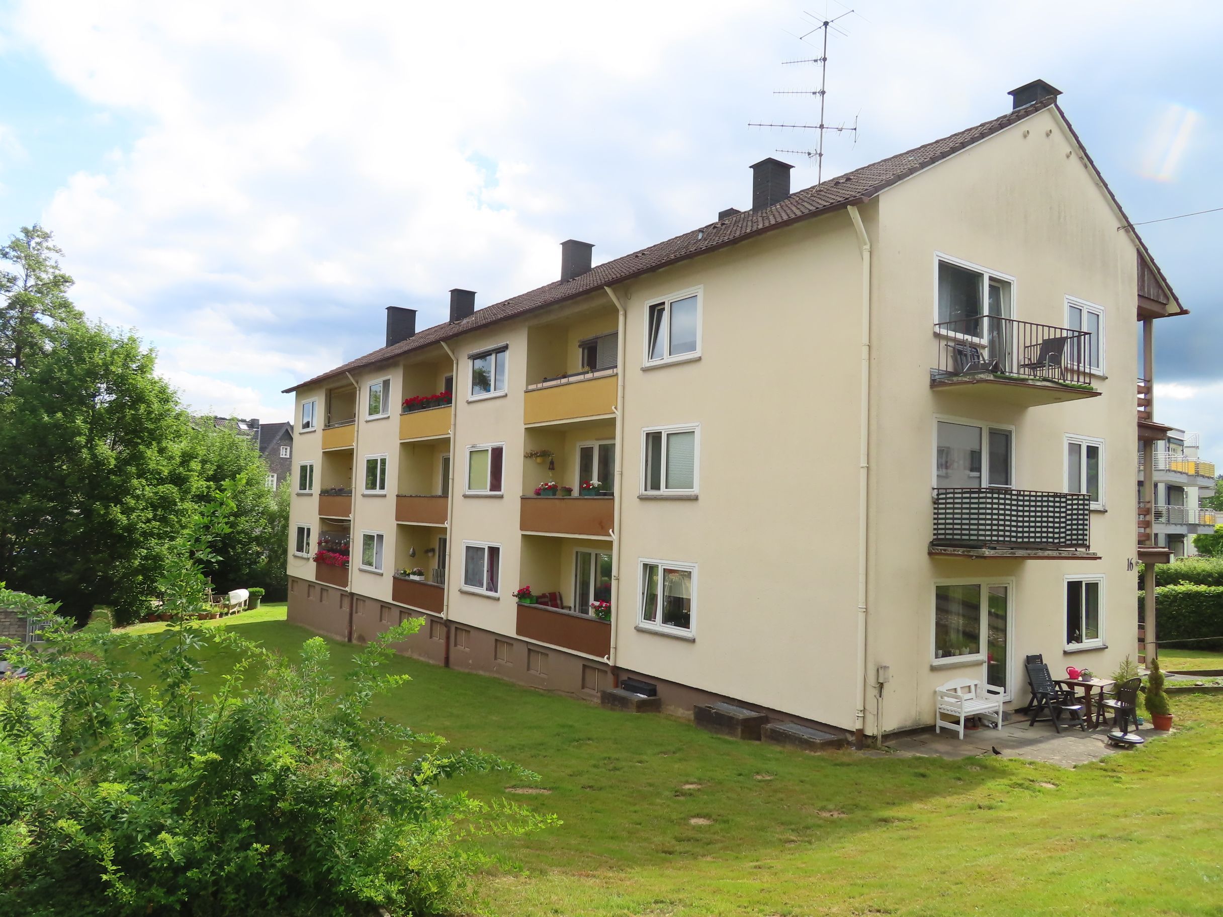 Das Foto zeigt, wie das Haus an der Wiehler Wiesenstraße vor der Sanierung aussah.