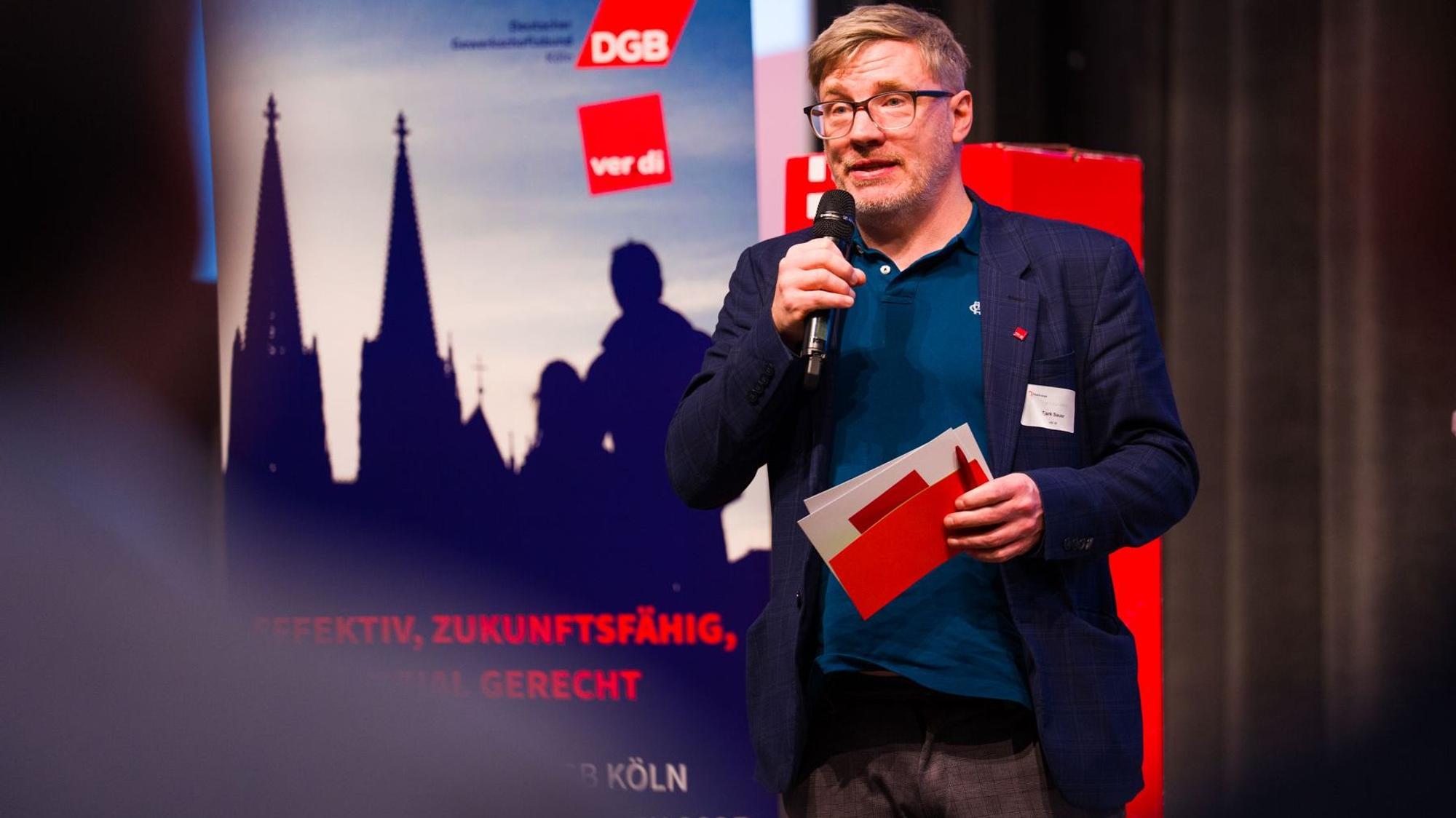 Tjark Sauer, Verdi-Bezirksgeschäftsführer für Köln, Bonn und Leverkusen