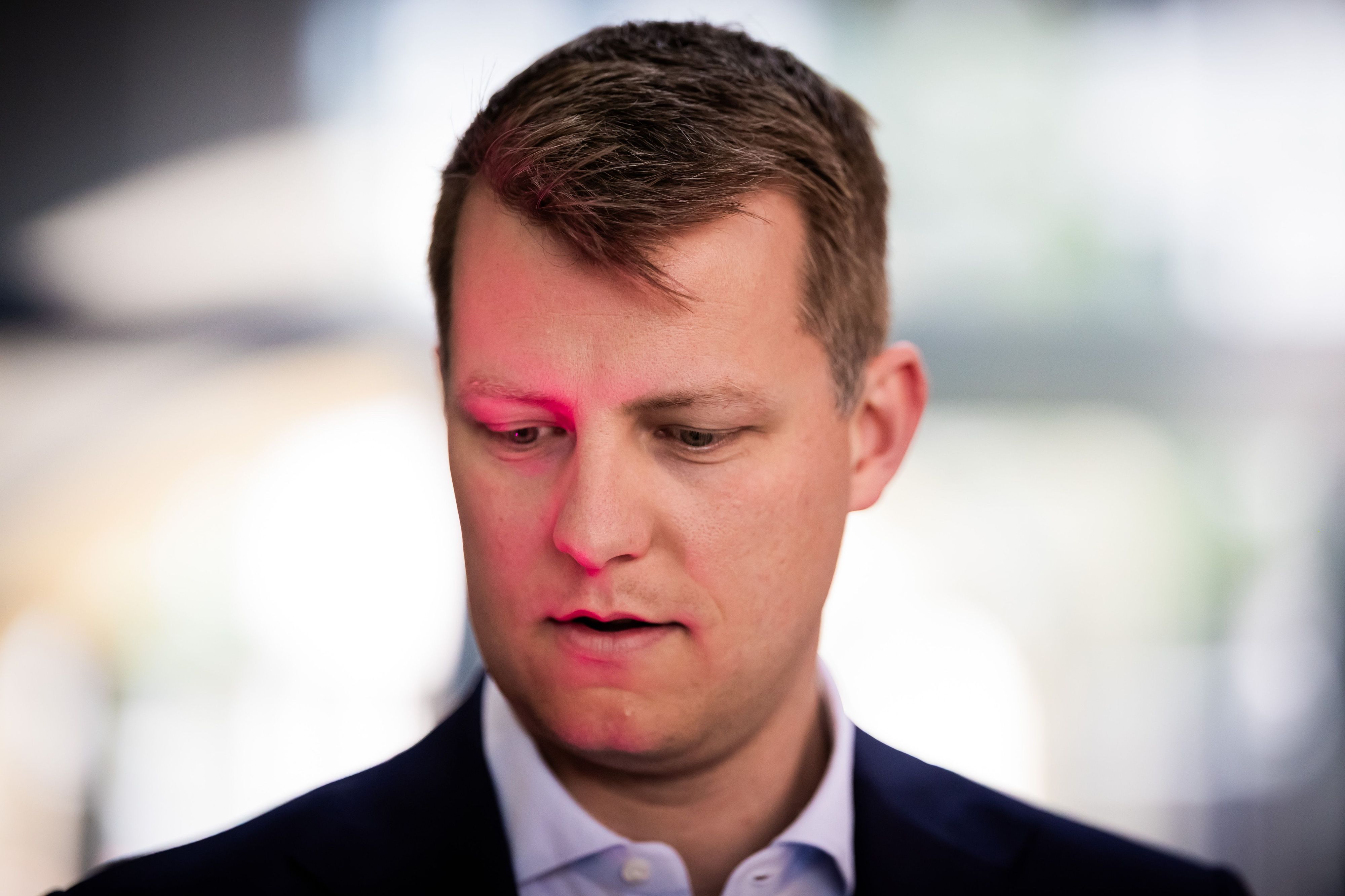 FDP-Landeschef Henning Höne hat den Verzicht auf seine Kandidatur für den Bundesvorsitz als die mit Abstand schwierigste Entscheidung seines politischen Lebens bezeichnet.