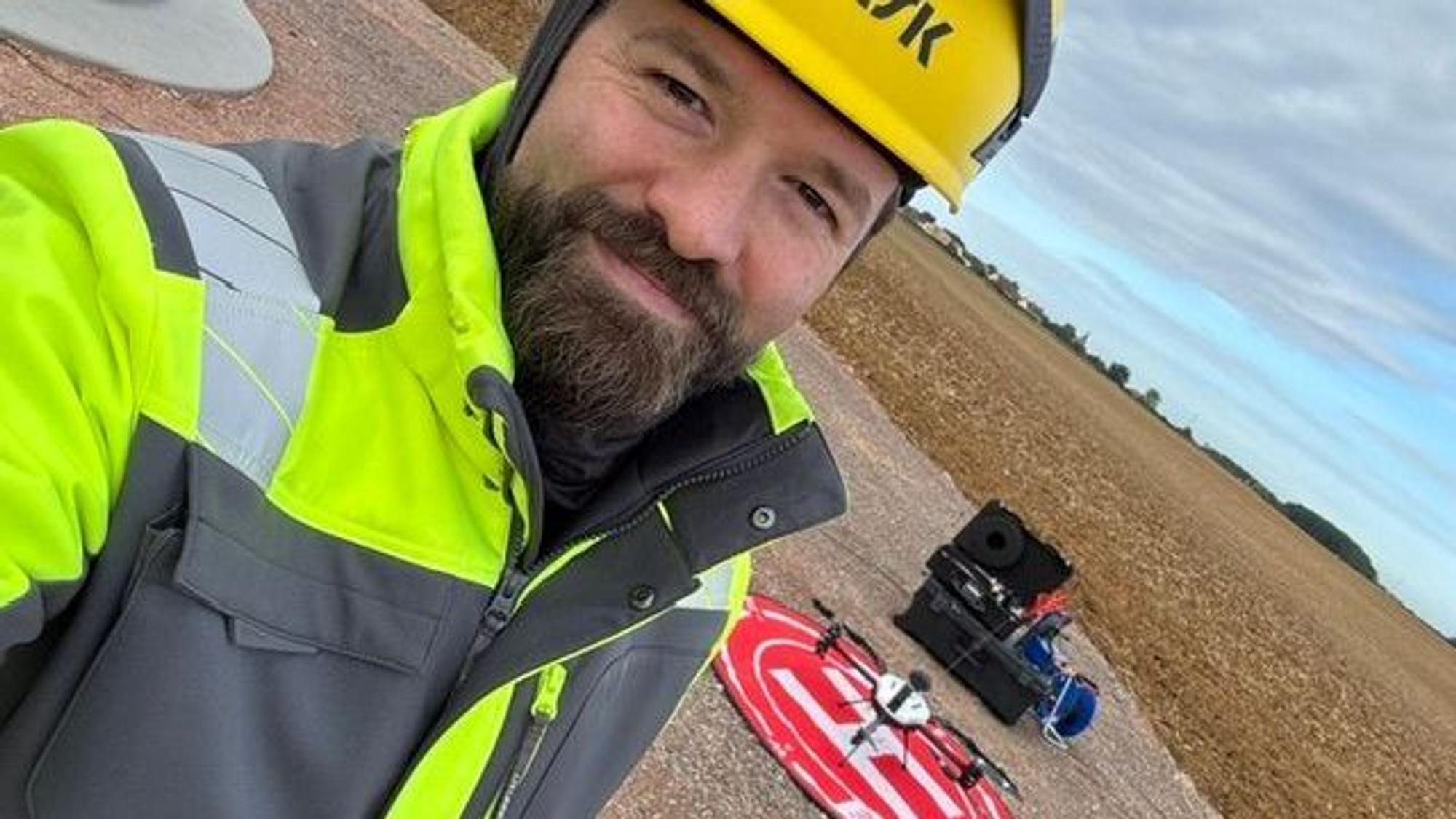 Das Foto zeigt den 37-jährigen Drohnenpiloten Stefan Frösler.