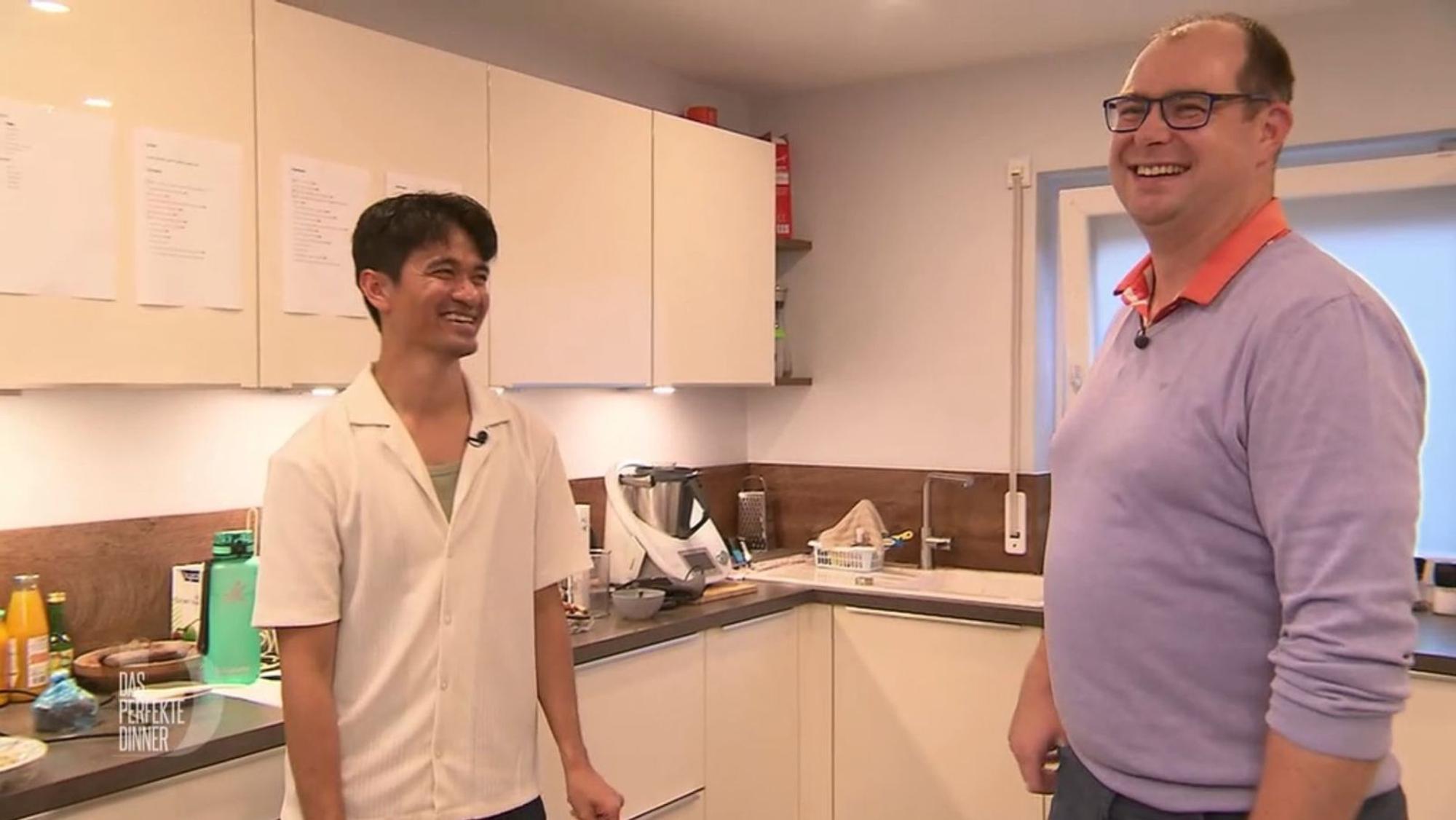 Ragil (links) und sein Mann Frederik ergänzen sich perfekt. (Bild: RTL)