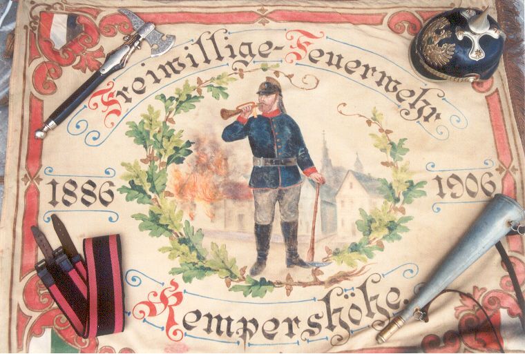 Die Fahne der Feuerwehr Kempershöhe