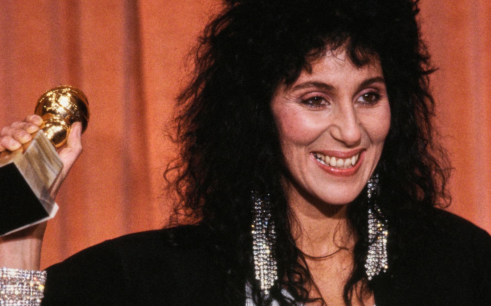 Auch als Schauspielerin war Cher erfolgreich: Für ihre Rolle in „Silkwood“ erhielt sie 1984 den Golden Globe als beste Nebendarstellerin.  (Bild: Michael Montfort/Michael Ochs Archives/Getty Images)