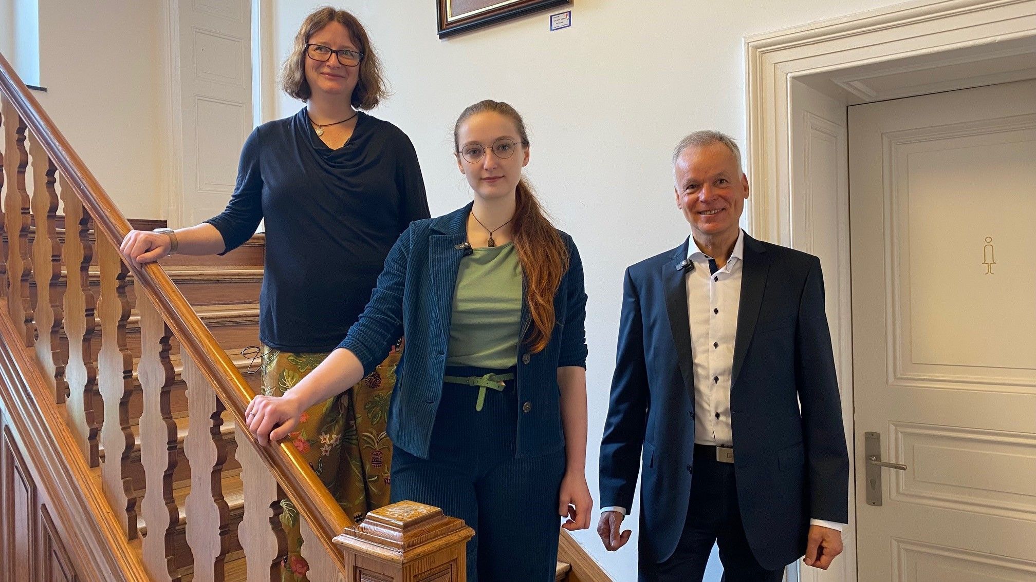 Zu sehen sind Christine Hölzmann, Dalilah Booz und Stephan Stübner.