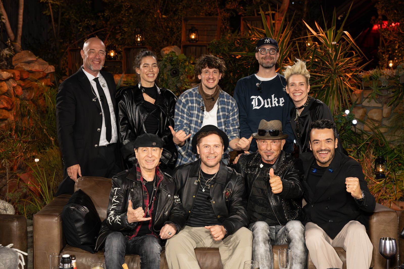 Der Graf, Alina Süggeler, TREAM, Mark Forster, Deine Cousine, Johannes Oerding und Giovanni Zarrella dürfen die Songs von Klaus Meine und Rudolf Schenker neu interpretieren. (Bild: RTL / Markus Hertrich)