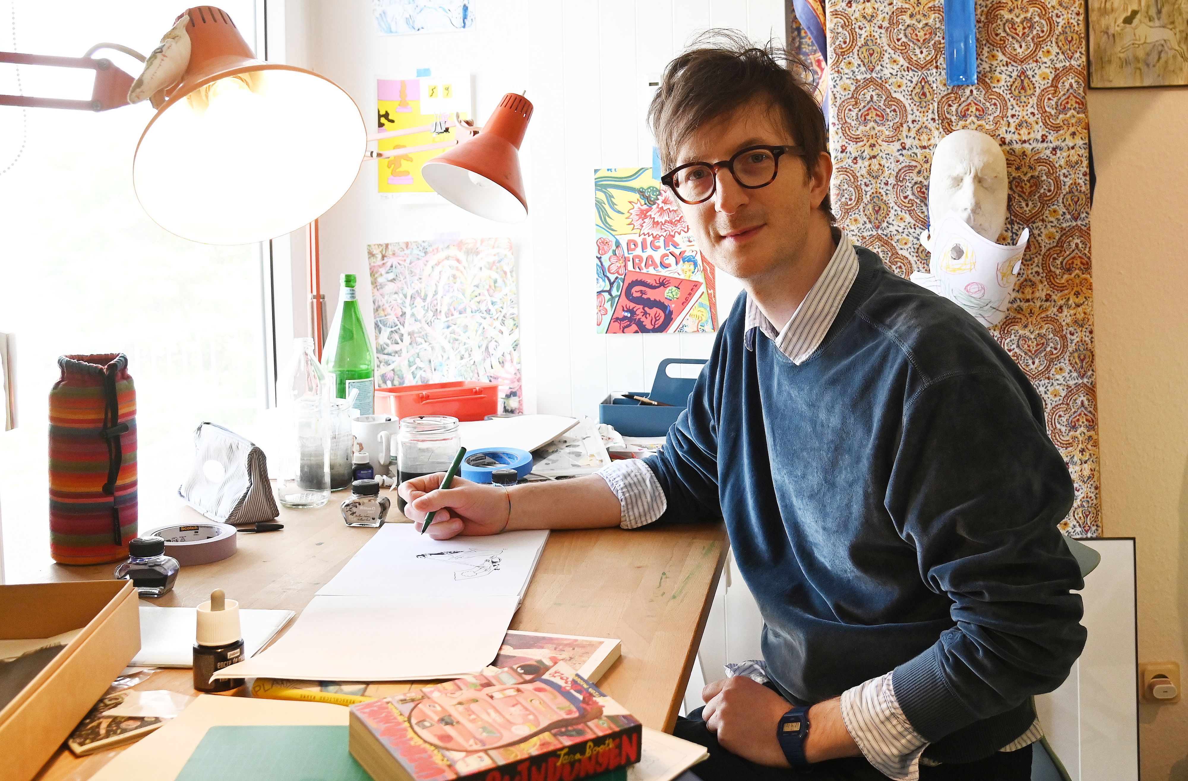 Junges-Buch-f-r-die-Stadt-Kleiner-Verlag-f-r-gro-e-Comic-Kunst