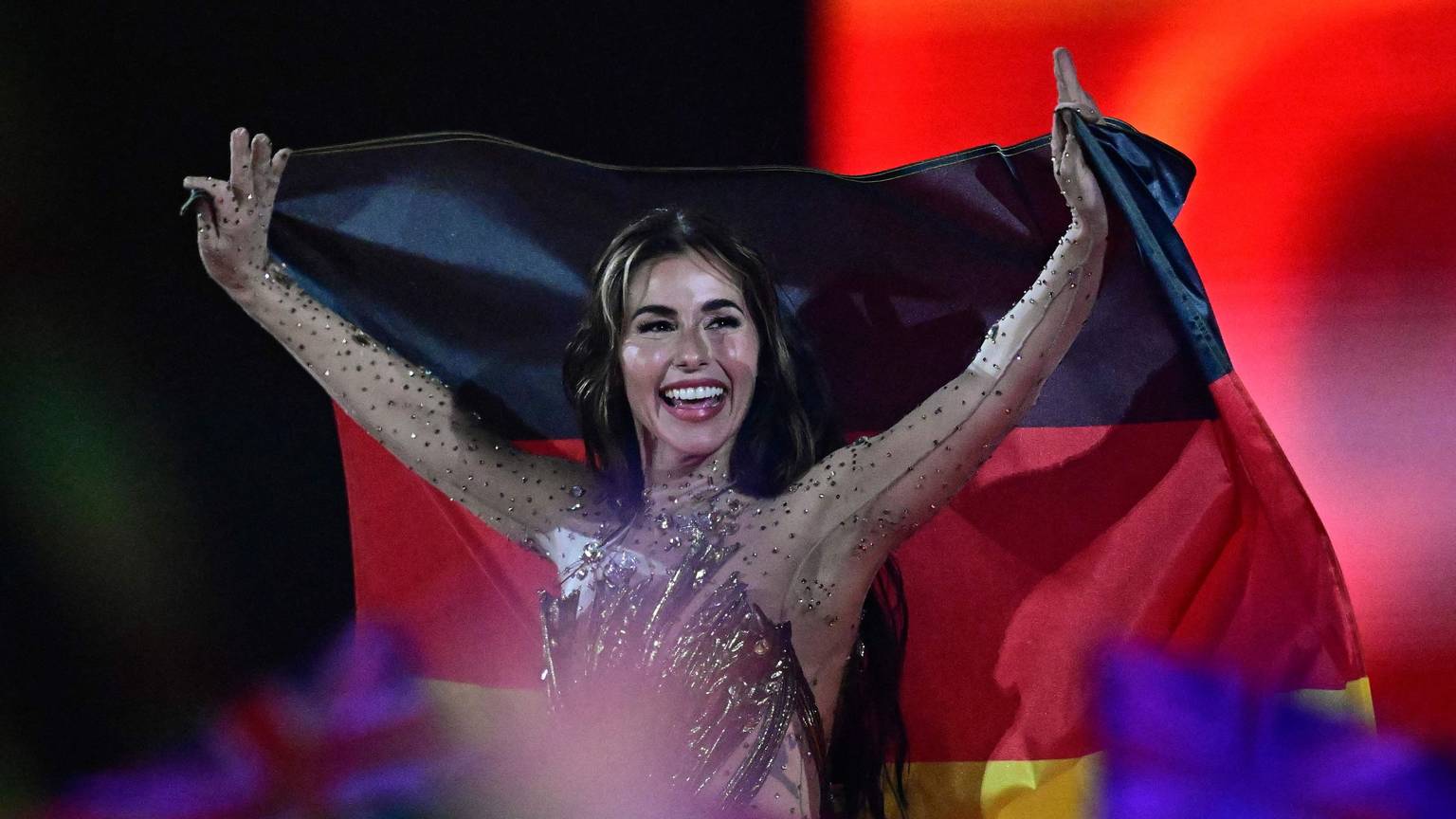 Sarah Engels kommt im Finale des 70. Eurovision Song Contest (ESC) in der Wiener Stadthalle auf die Bühne.