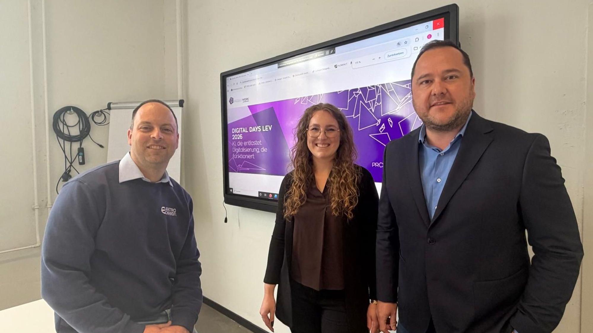 Simon Eckardt, Theresa Münzhuber, und Benjamin Schulz wollen bei den „Digital Days Lev 2026“ zeigen, wie KI in Leverkusener Unternehmen praktisch eingesetzt werden kann.