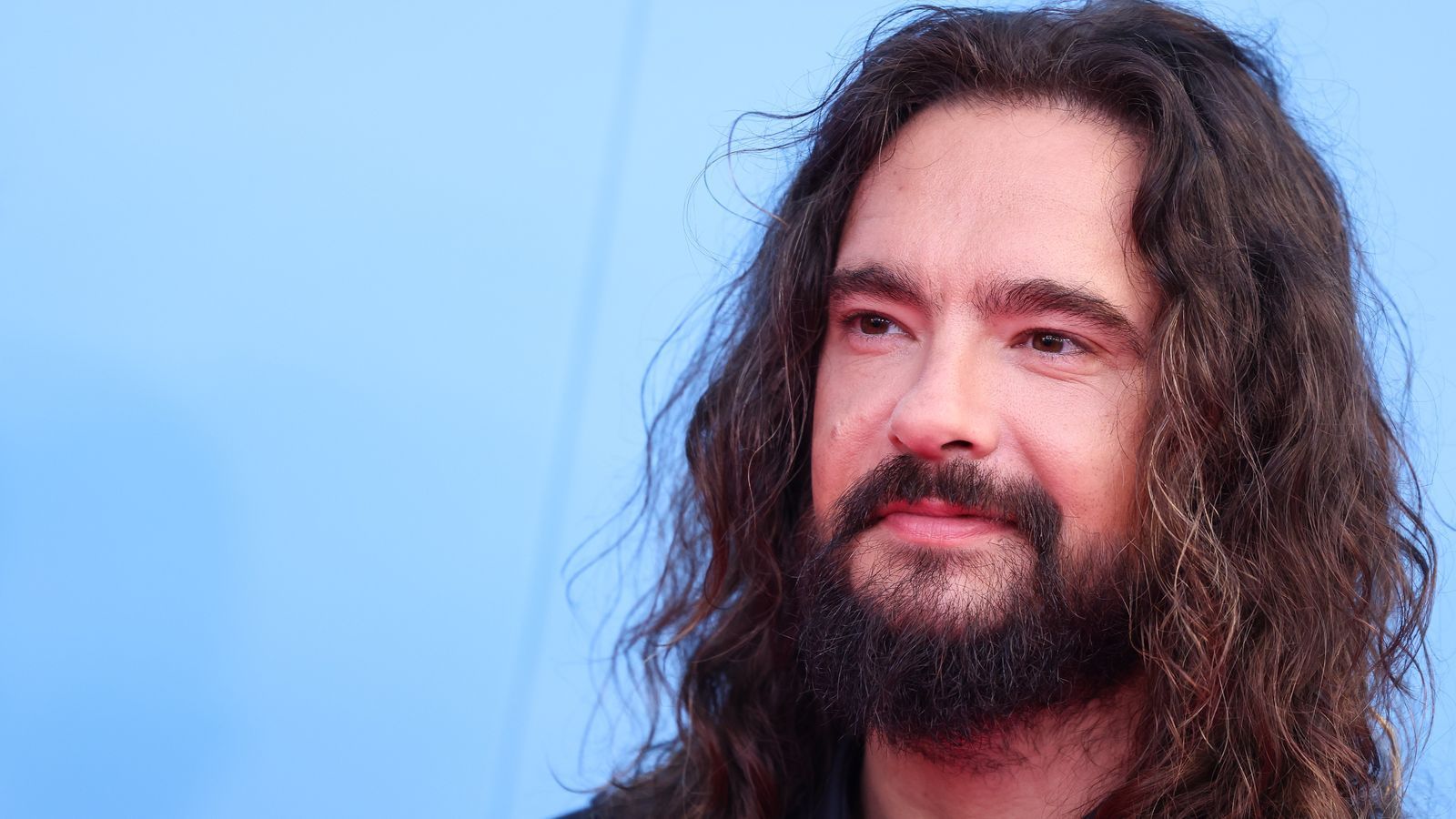 Tom Kaulitz wird „Fan-Experte“ bei MagentaTV. (Bild: 2024 Getty Images/Gerald Matzka)