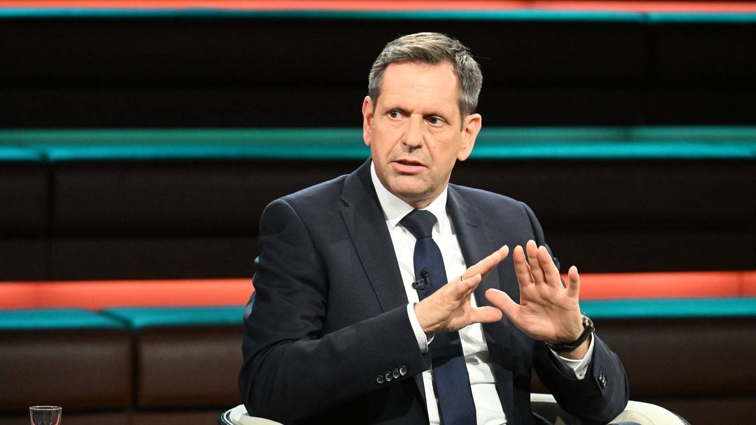 SPD-Politiker Olaf Lies sprach bei „Markus Lanz“ über den Erfolg von Volkswagen in China. (Bild: ZDF / Markus Hertrich)