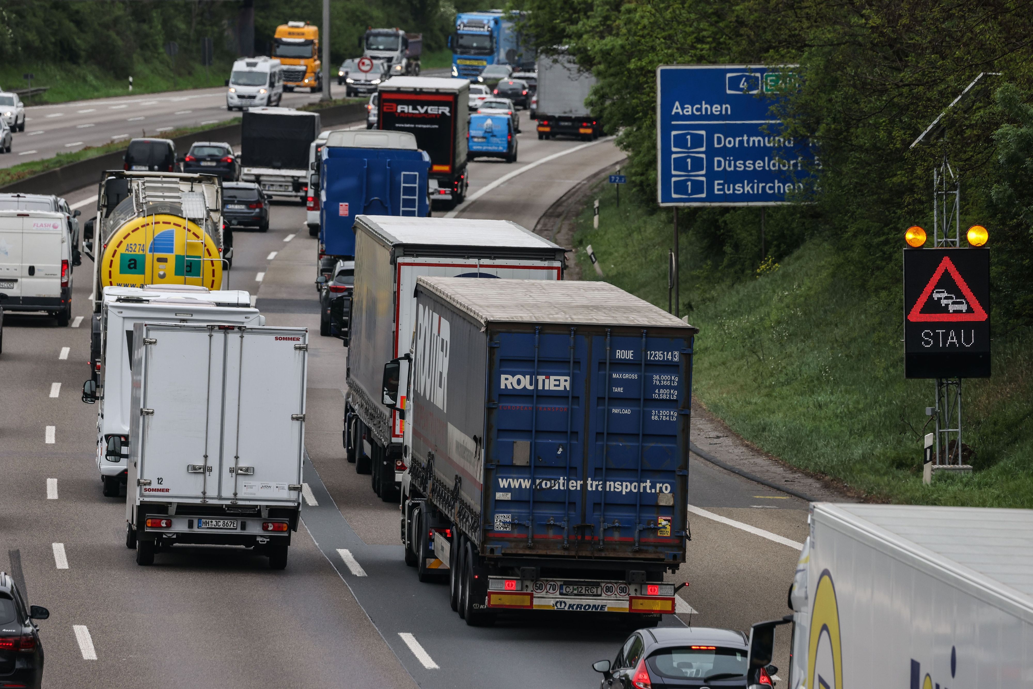 Stau auf der A4 bei Köln. (Archivfoto)