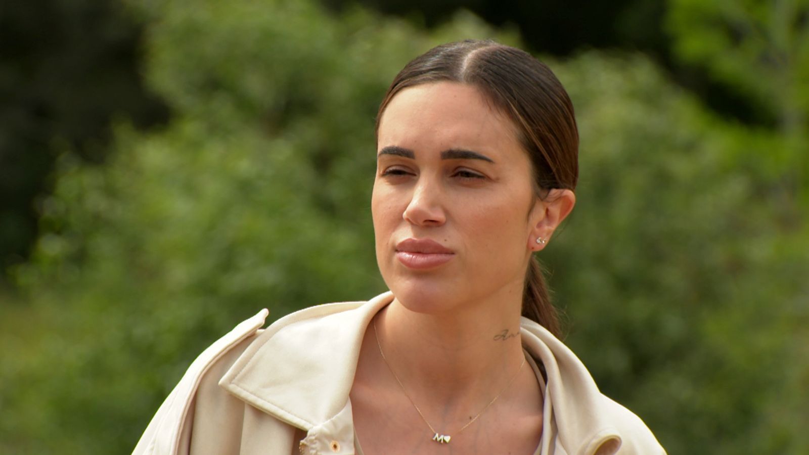 Rebecca fühlt sich unverstanden.  (Bild: RTL)