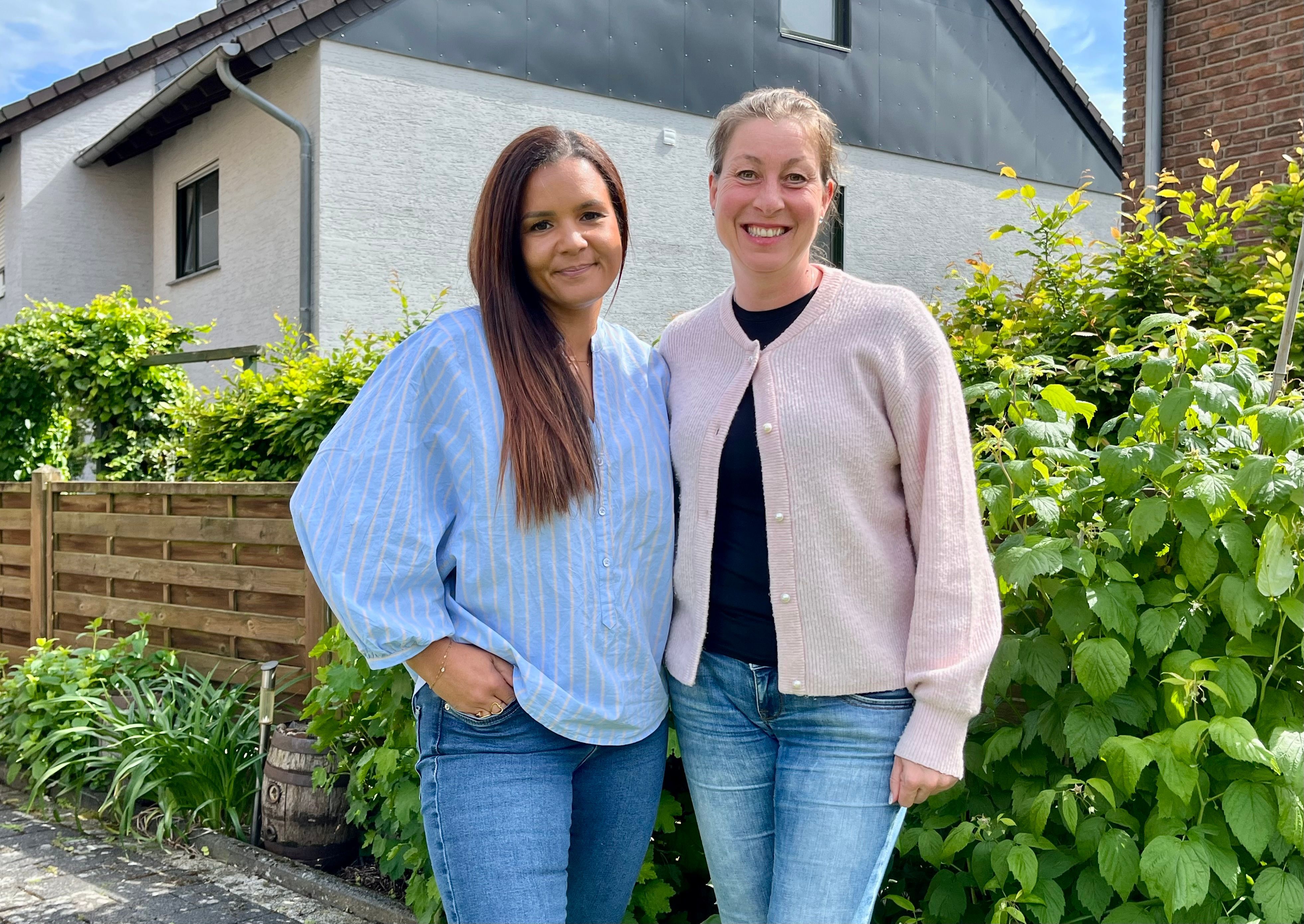 Zu sehen sind Yvonne Auerswald und Sandra Klick.