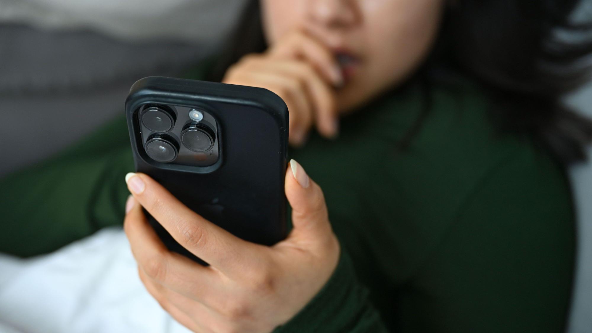Egal ob beim Dating oder auf Arbeitssuche: Ghosting ist für Betroffene verunsichernd und frustrierend