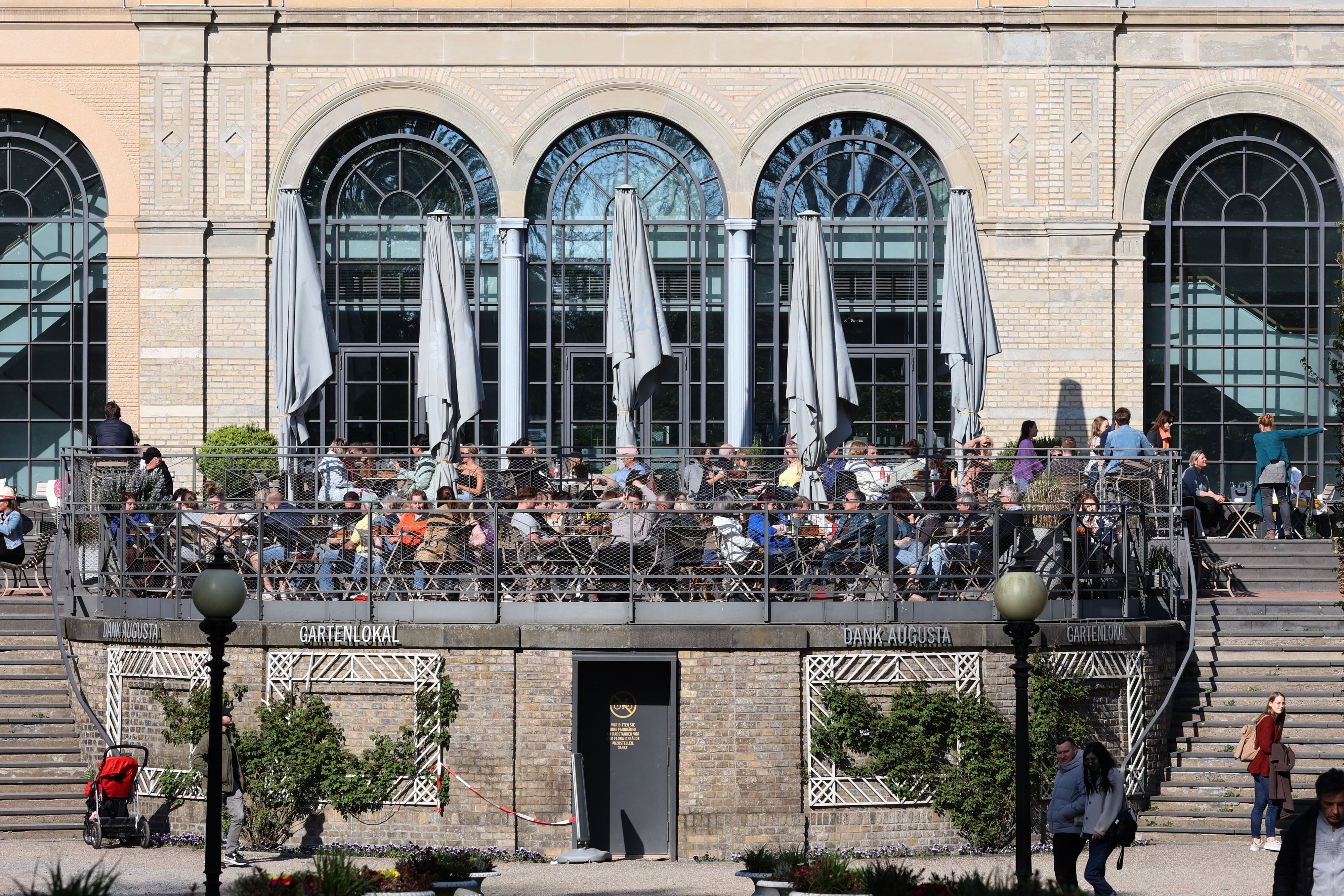 Die Terrasse des Dank Augusta in der Kölner Flora