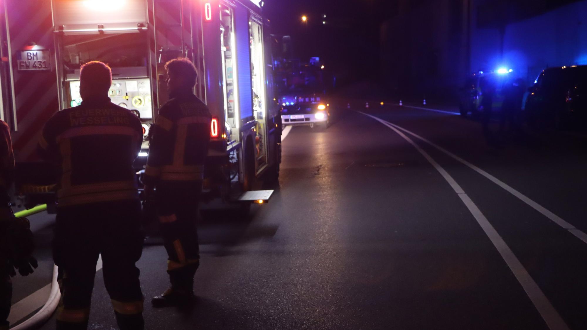 Für die Einsatzdauer musste auch die L300 im Bereich der Einsatzstelle gesperrt werden.