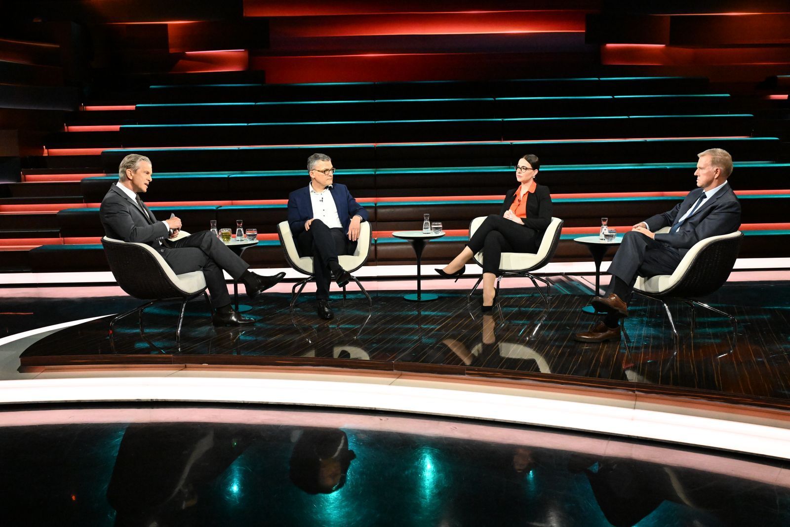 Wie soll es im Krieg zwischen Russland der Ukraine weitergehen? Und welche Auswirkungen hat der Krieg auf ganz Europa? Diese Fragen beschäftigten die Runde bei „Markus Lanz“ am Donnerstagabend. (Bild: ZDF / Cornelia Lehmann)