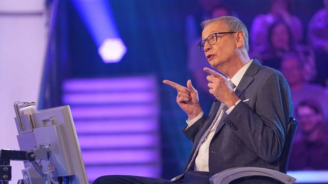 Für Quizmaster Günther Jauch wurde das „Zocker-Special“ von „Wer wird Millionär“ (RTL) mitunter zur Nervenprobe. (Bild: RTL/Stefan Gregorowius)